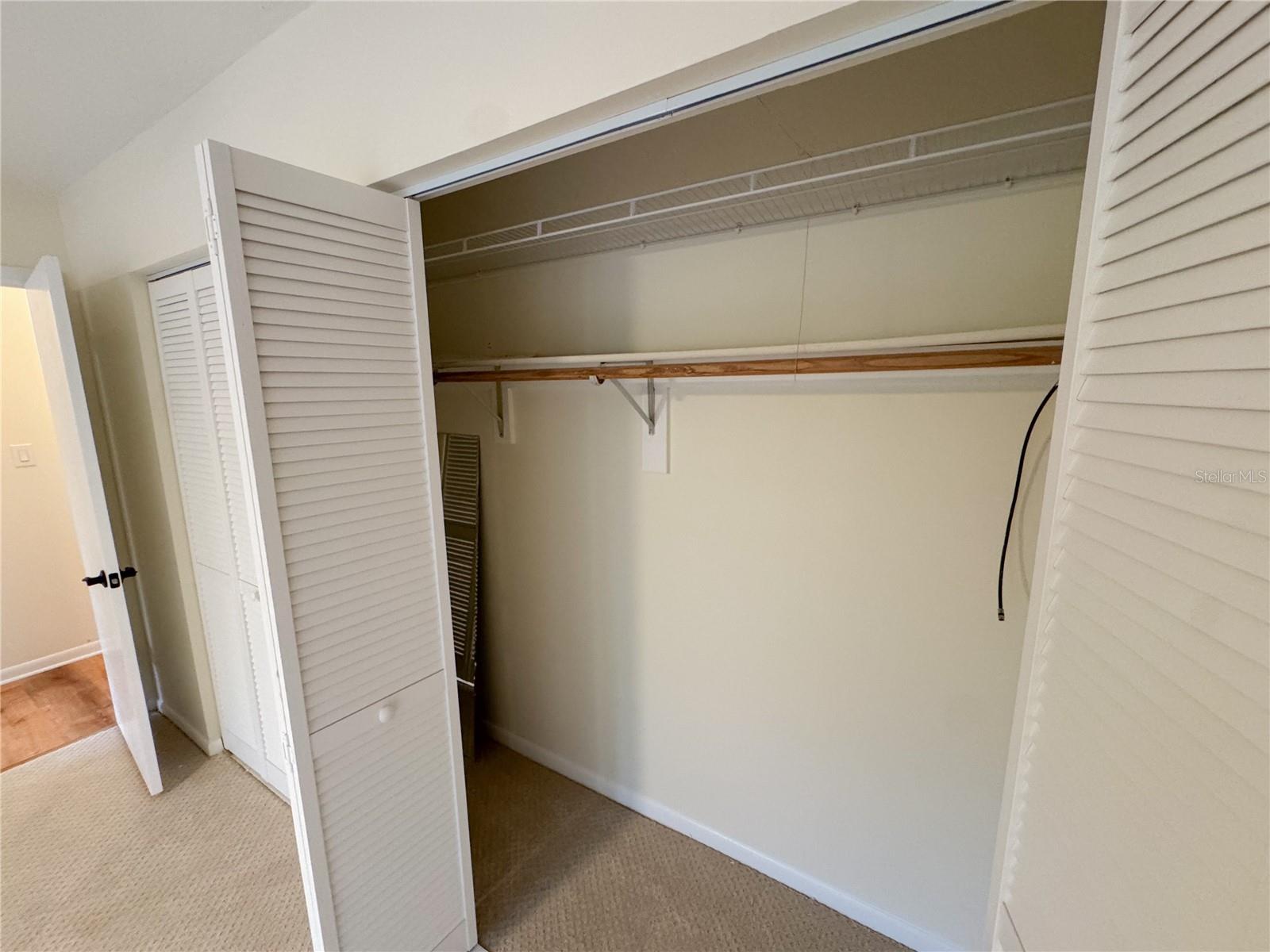 BIVENS LAKE ESTATE S - Residential