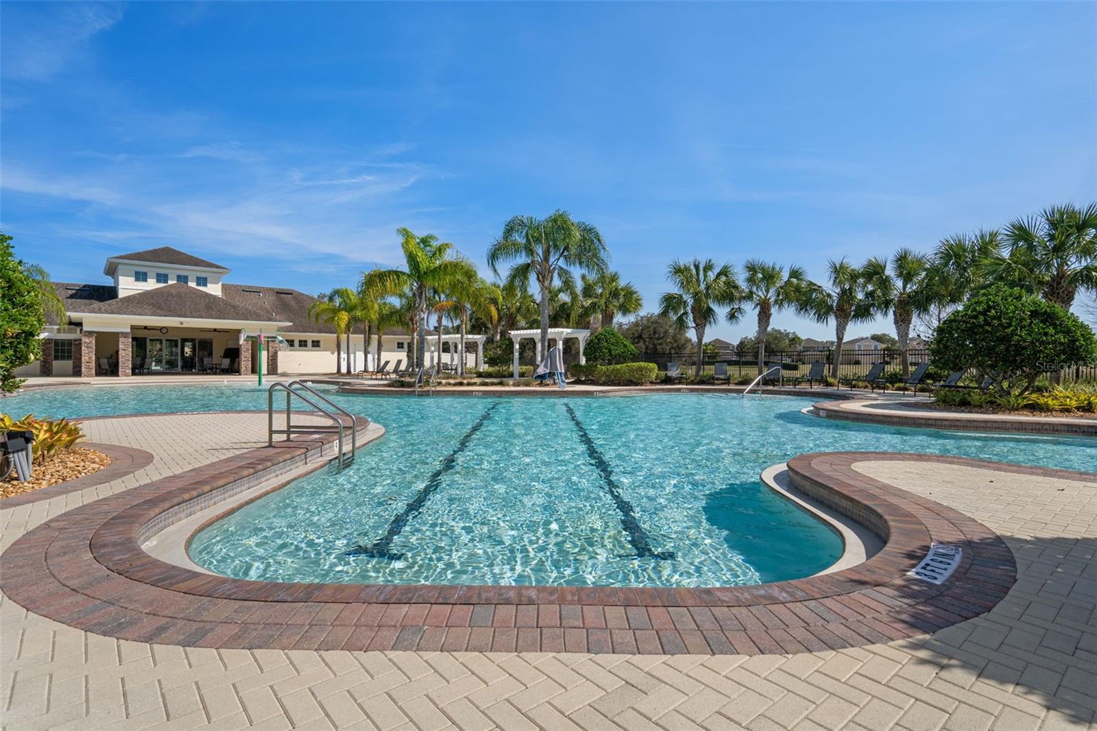 LAKESIDE PH 3 - Residential