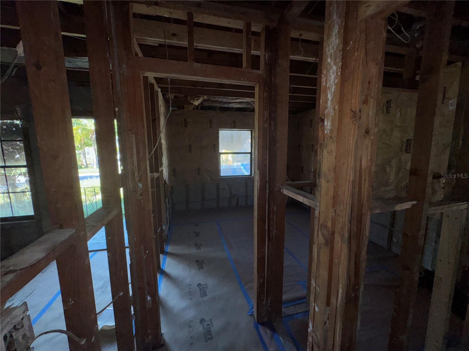 WHITE CAPS SUB - Residential Income