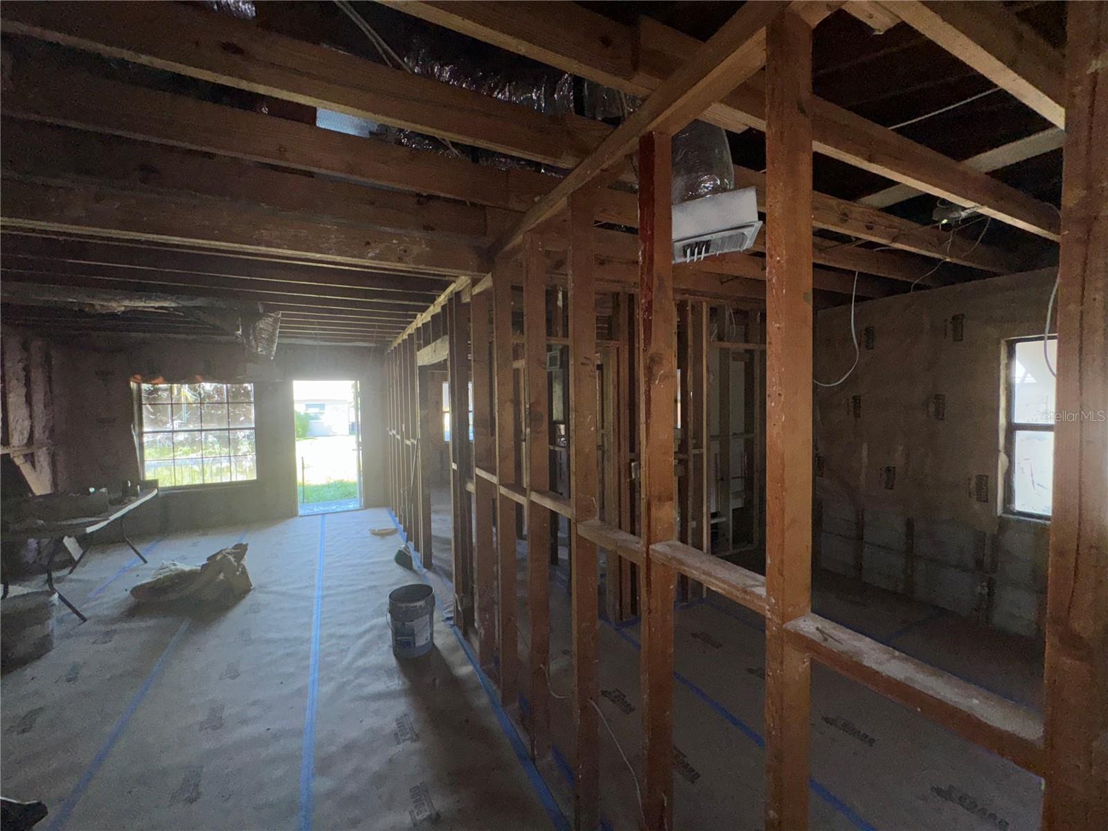 WHITE CAPS SUB - Residential Income