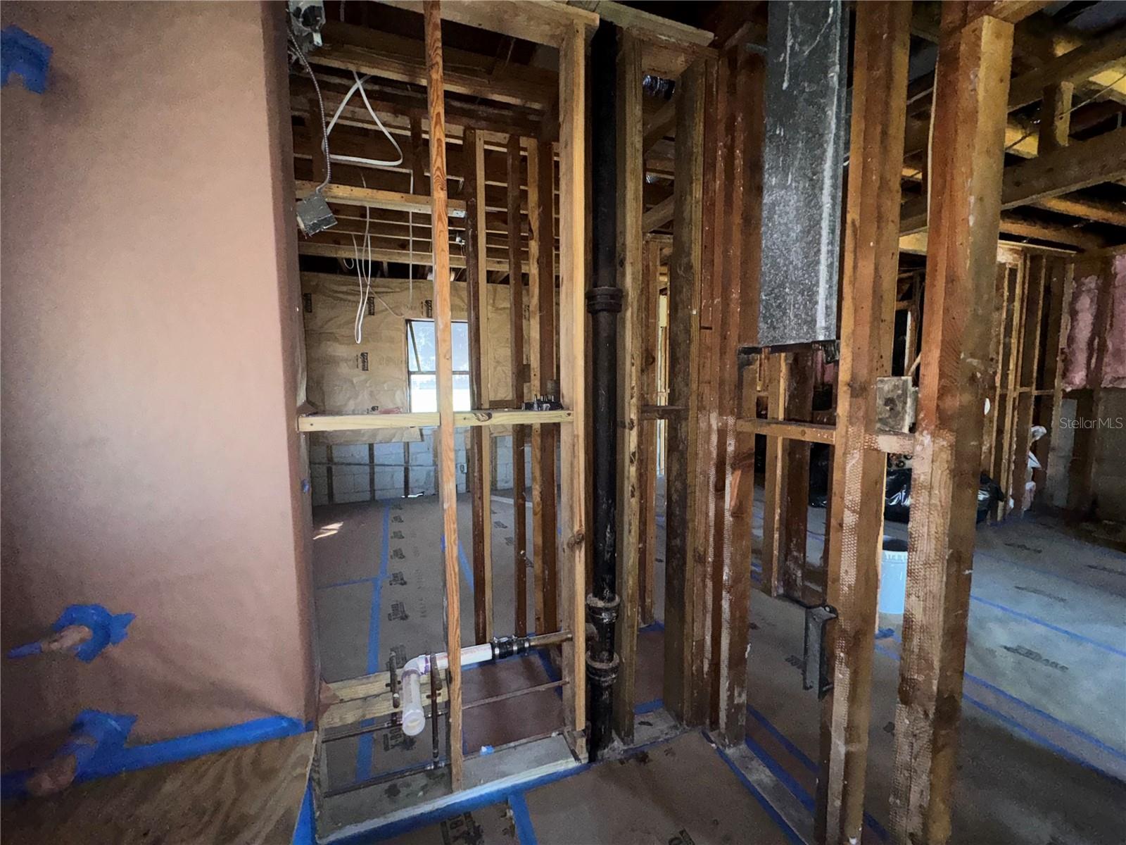 WHITE CAPS SUB - Residential Income