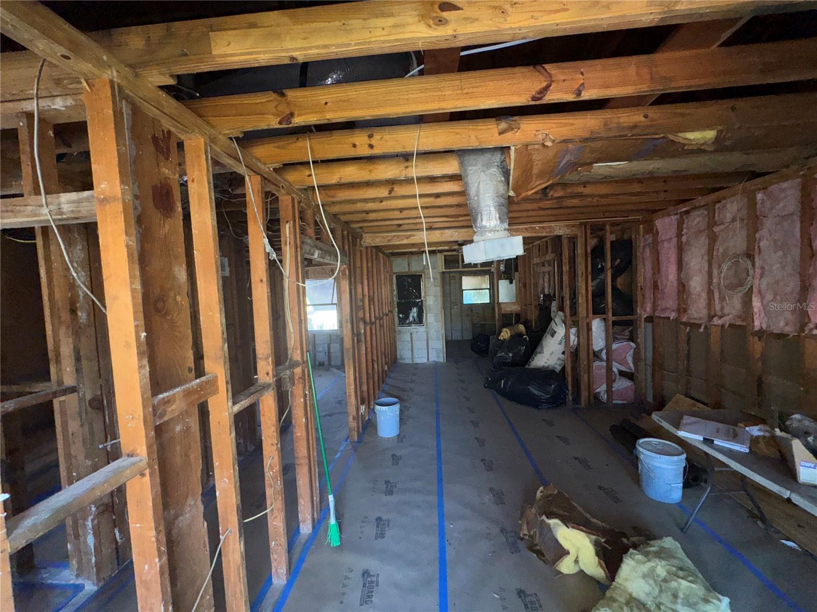 WHITE CAPS SUB - Residential Income