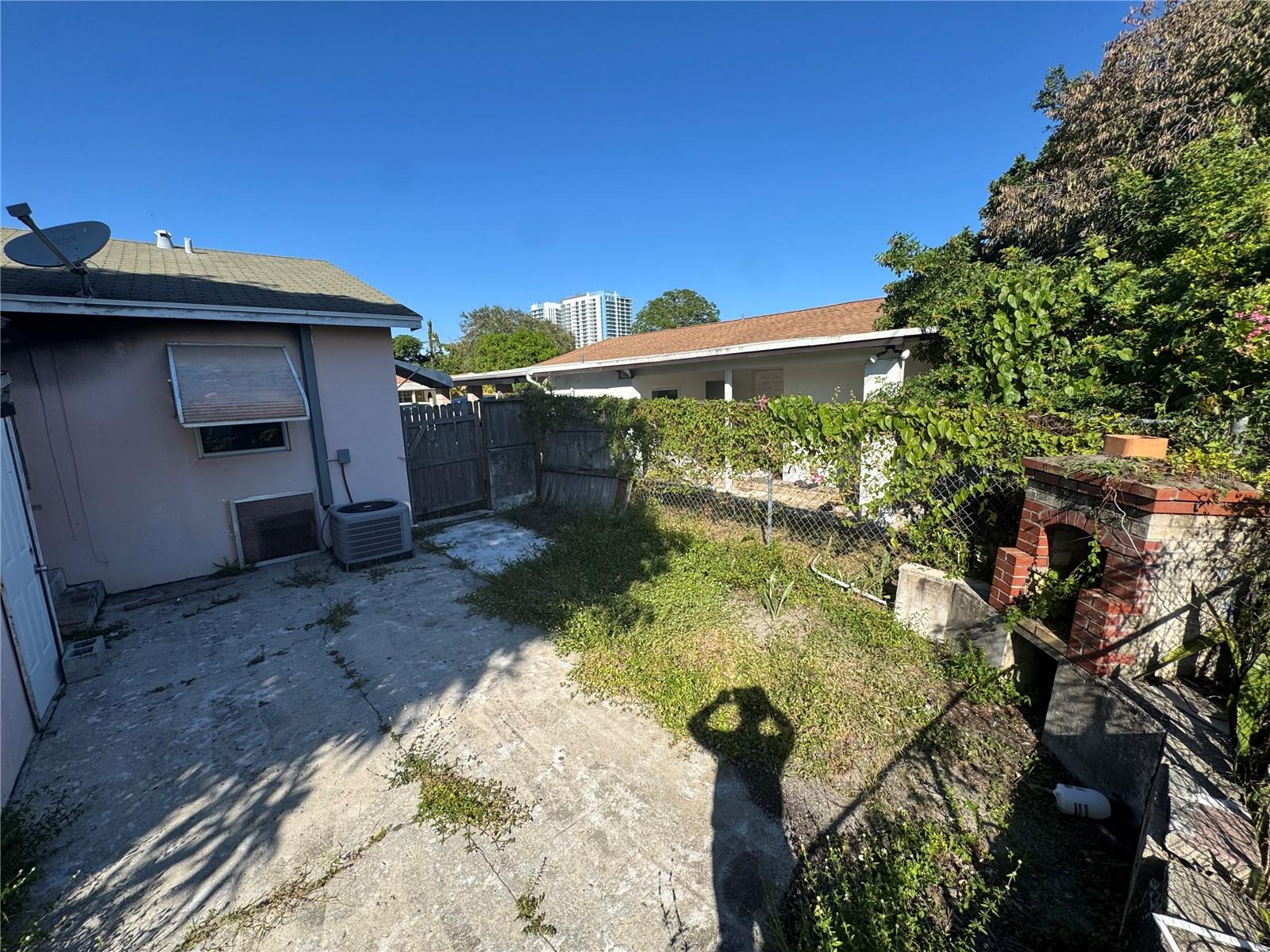 WHITE CAPS SUB - Residential Income