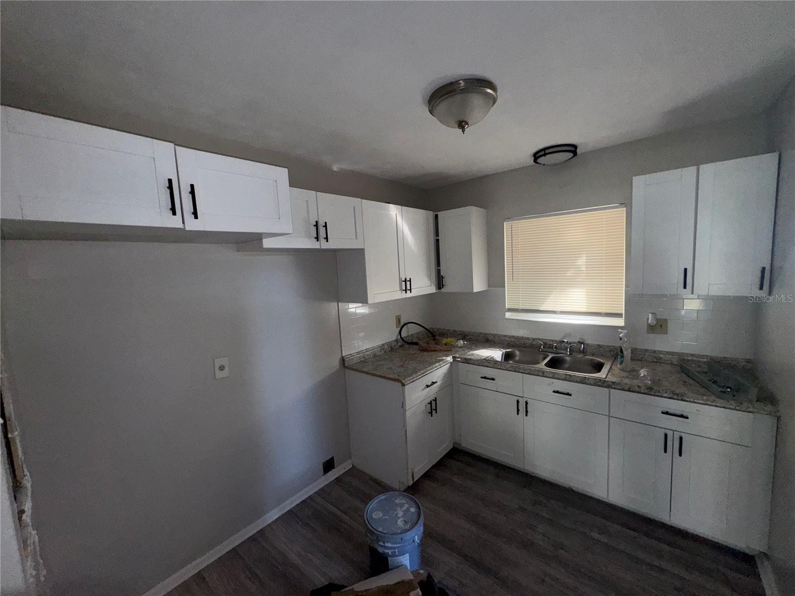 WHITE CAPS SUB - Residential Income