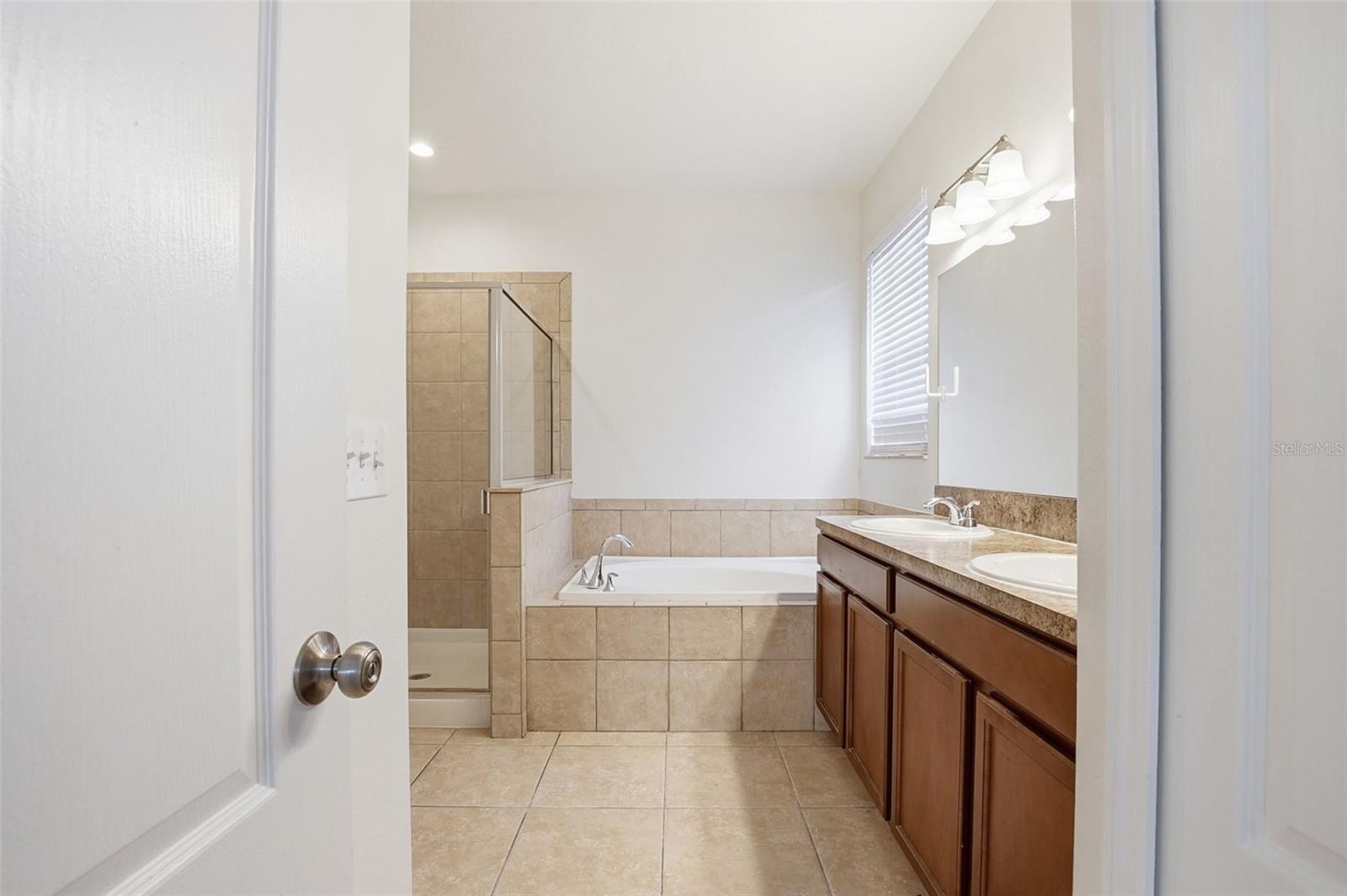 LIVE OAK PRESERVE PH 2B-VIL - Residential