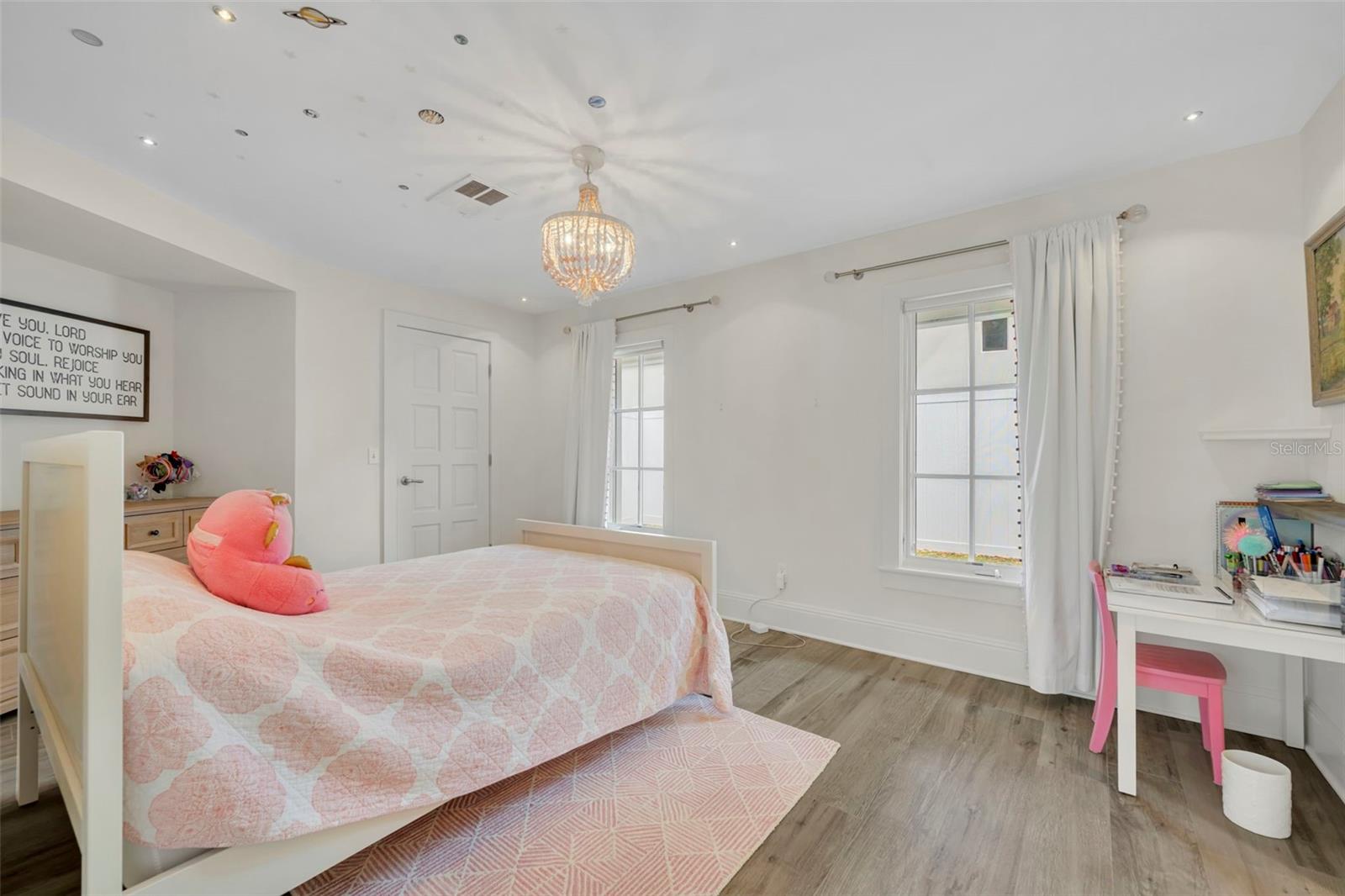 SICILIAN SHORES - Residential