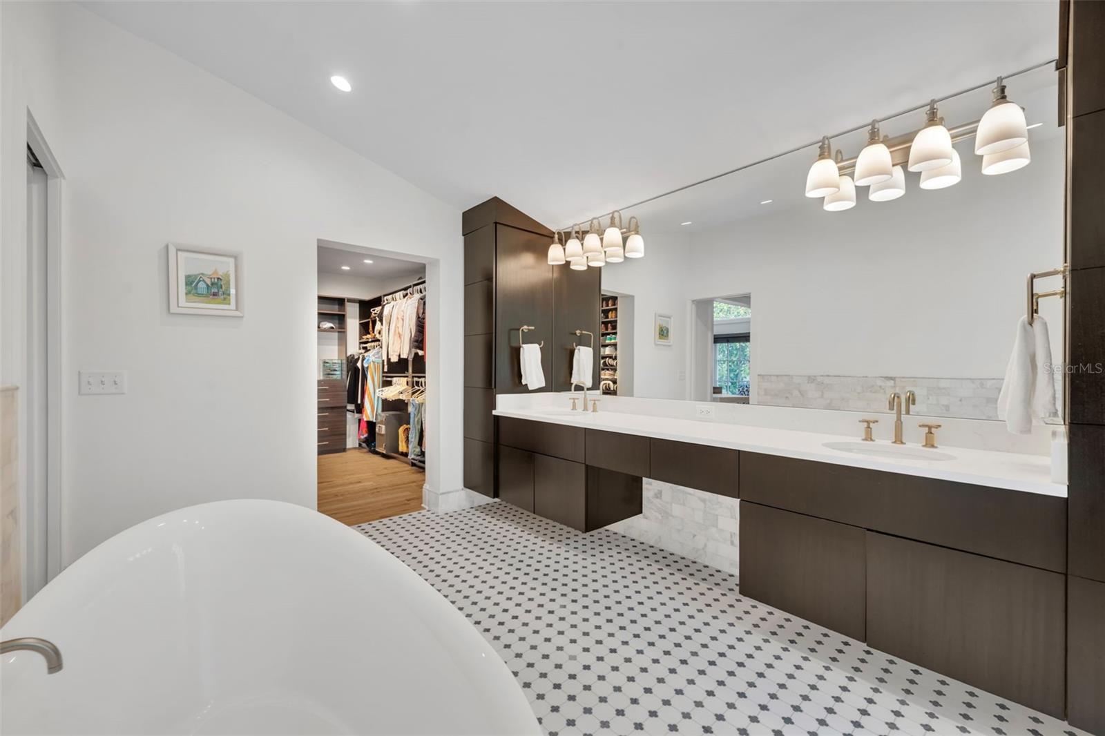 SICILIAN SHORES - Residential