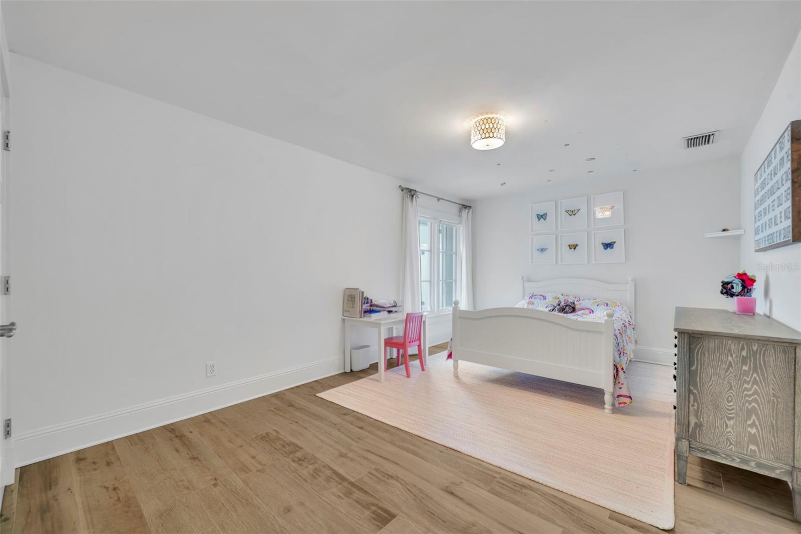 SICILIAN SHORES - Residential