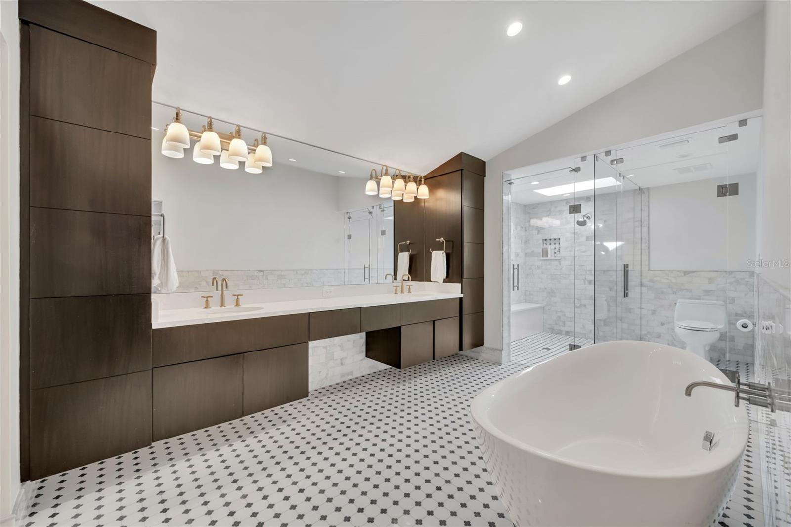 SICILIAN SHORES - Residential