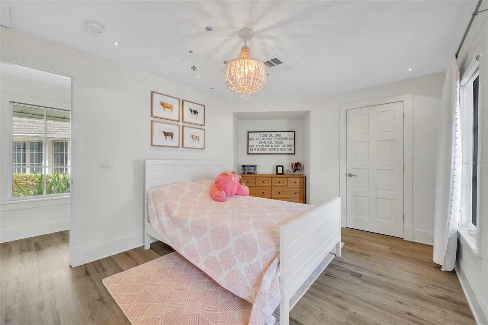 SICILIAN SHORES - Residential