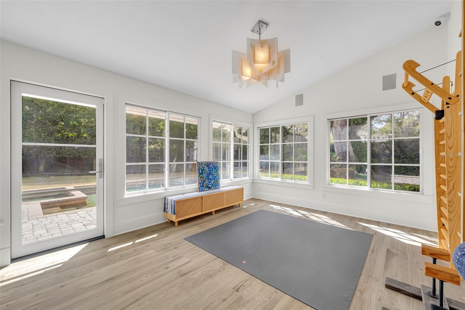 SICILIAN SHORES - Residential