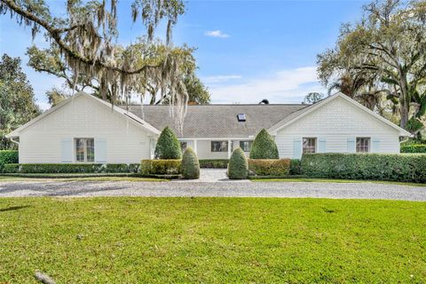 Photo of 700 Pinetree Road, Winter Park, FL 32789 (MLS # O6384717)