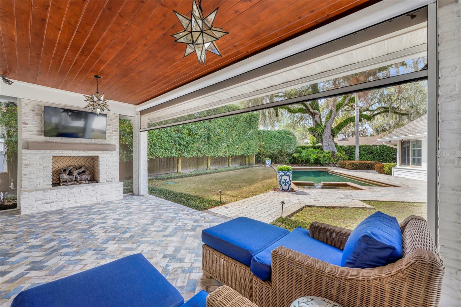 SICILIAN SHORES - Residential