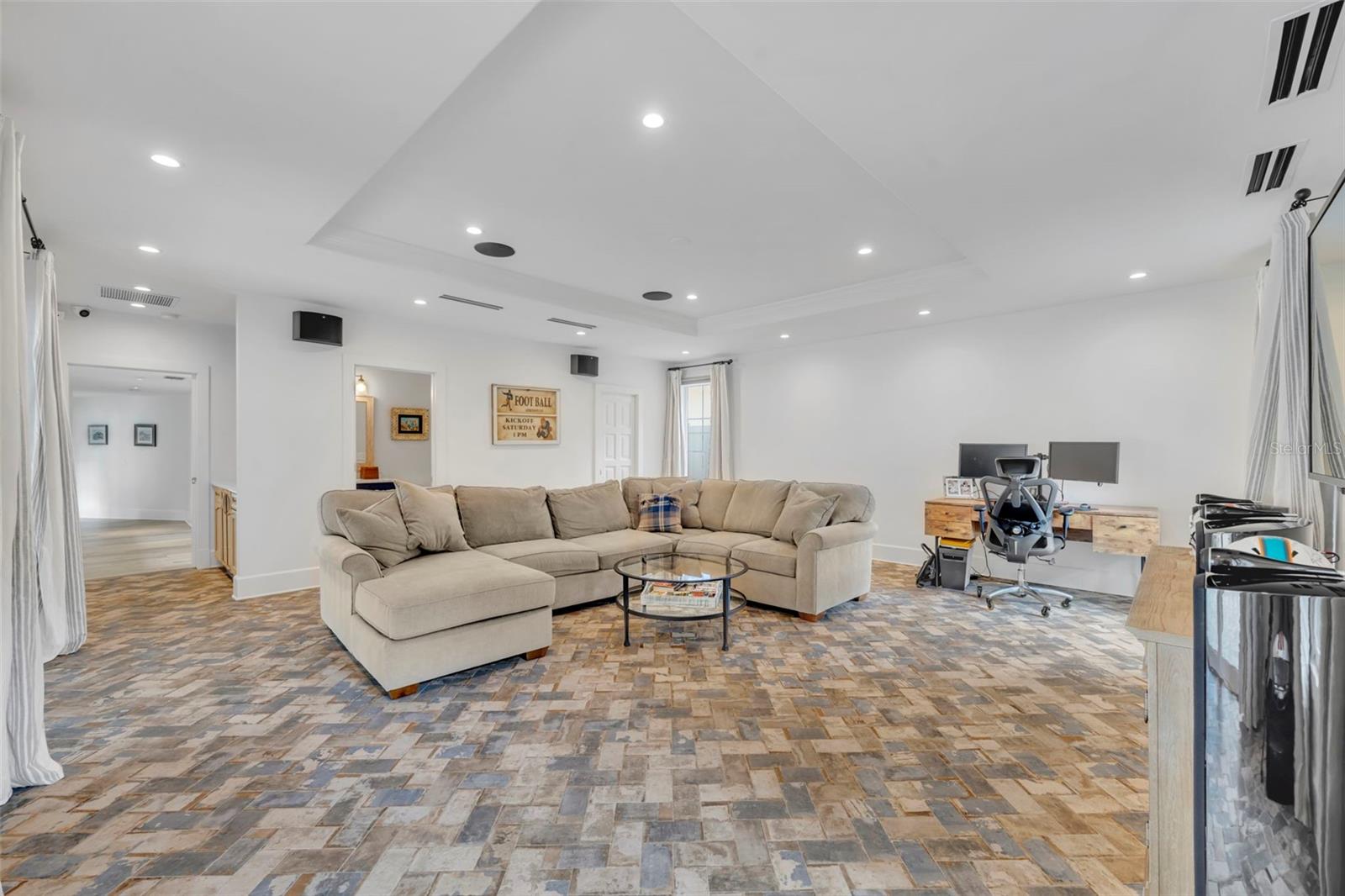 SICILIAN SHORES - Residential