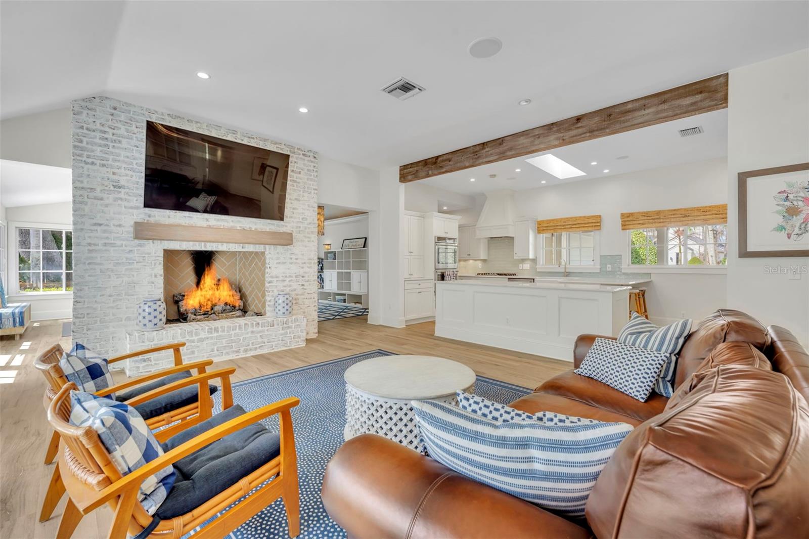 SICILIAN SHORES - Residential