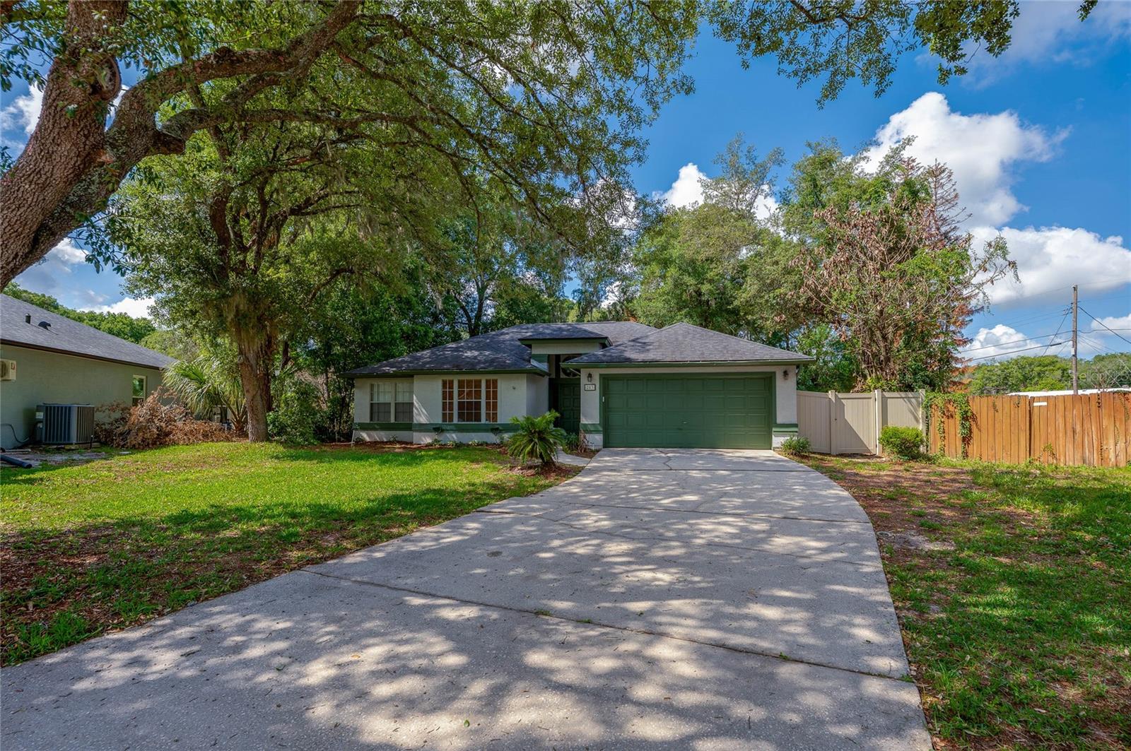 MISTY OAKS - Residential