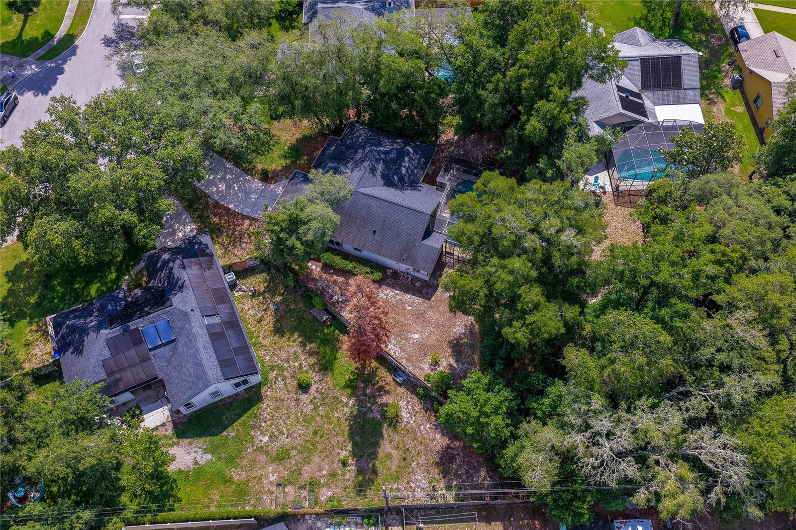 MISTY OAKS - Residential