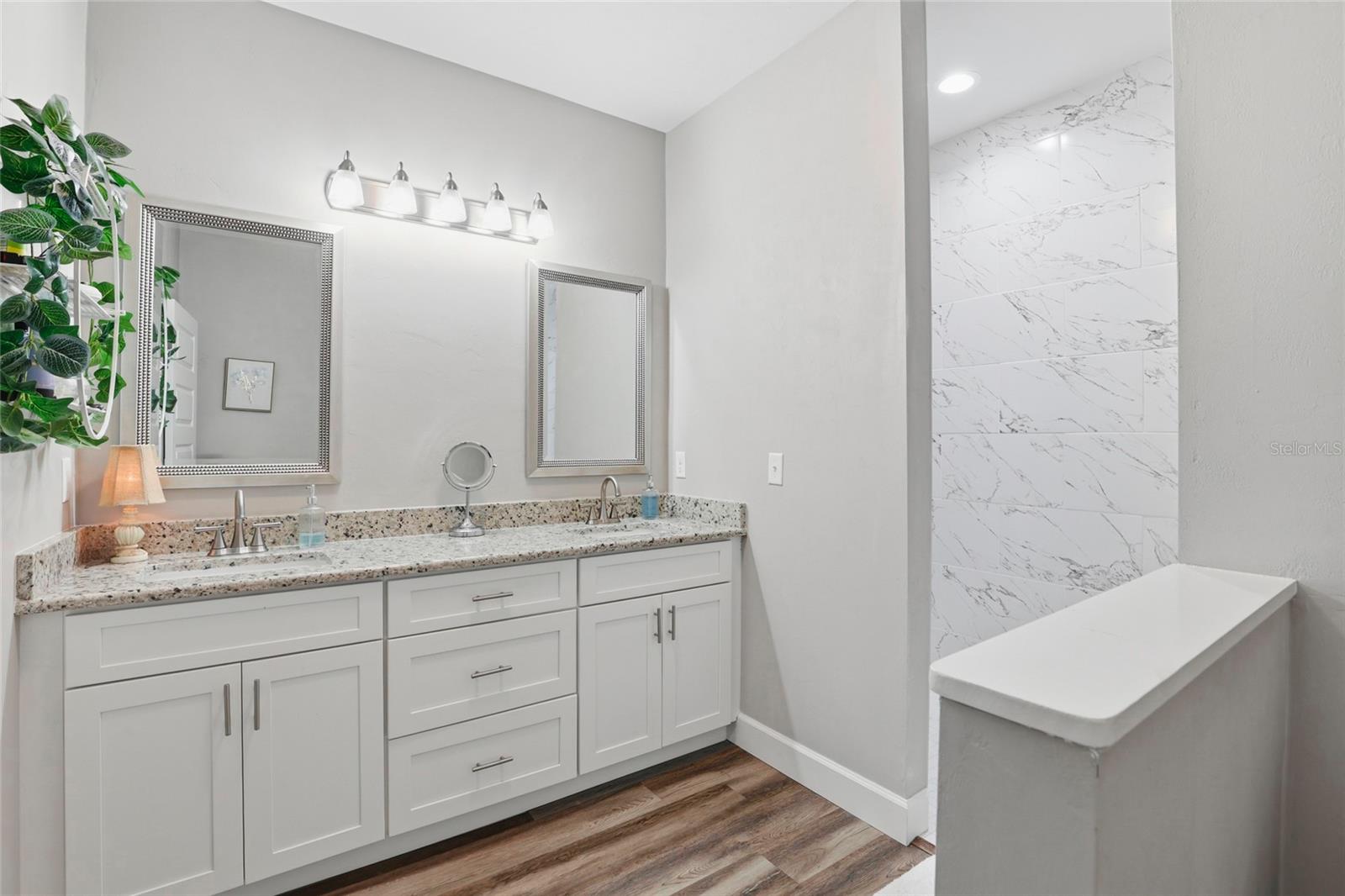 RIVERWALK OF FANNING SPRINGS - Residential