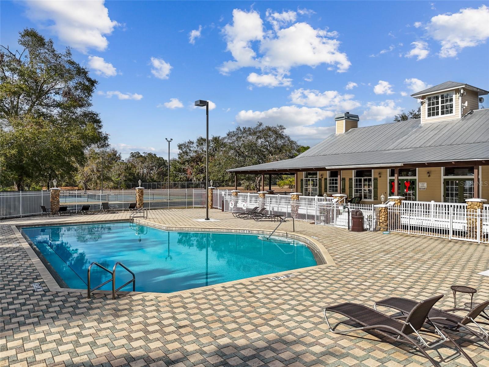 RIVERWALK OF FANNING SPRINGS - Residential