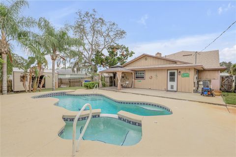 A home in EDGEWATER