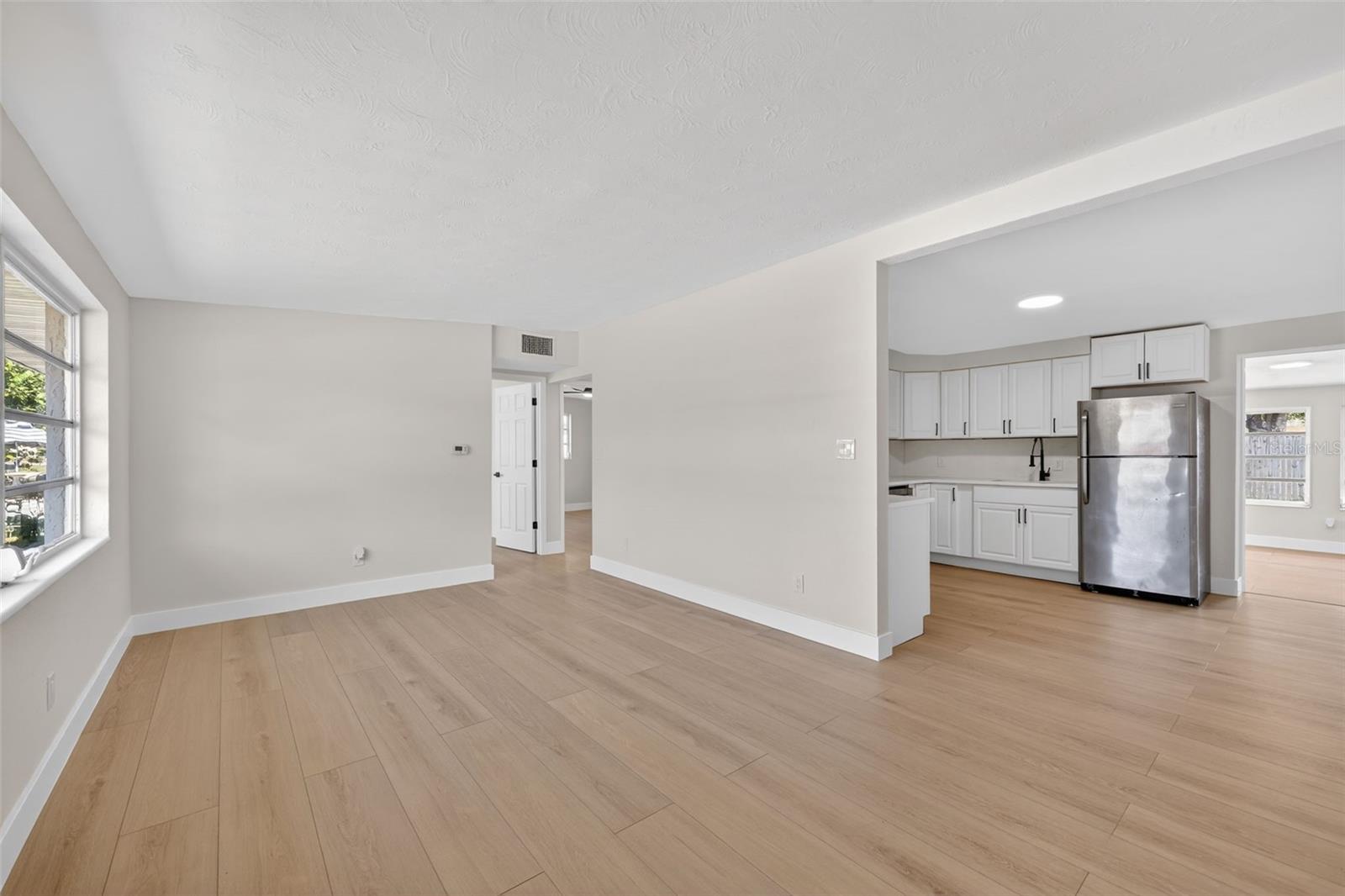 5313 5TH STREET COURT E