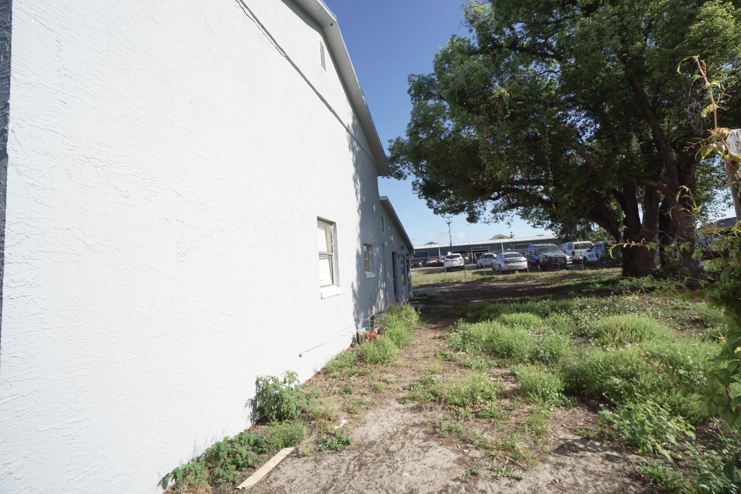 ACREAGE & UNREC - Residential Income