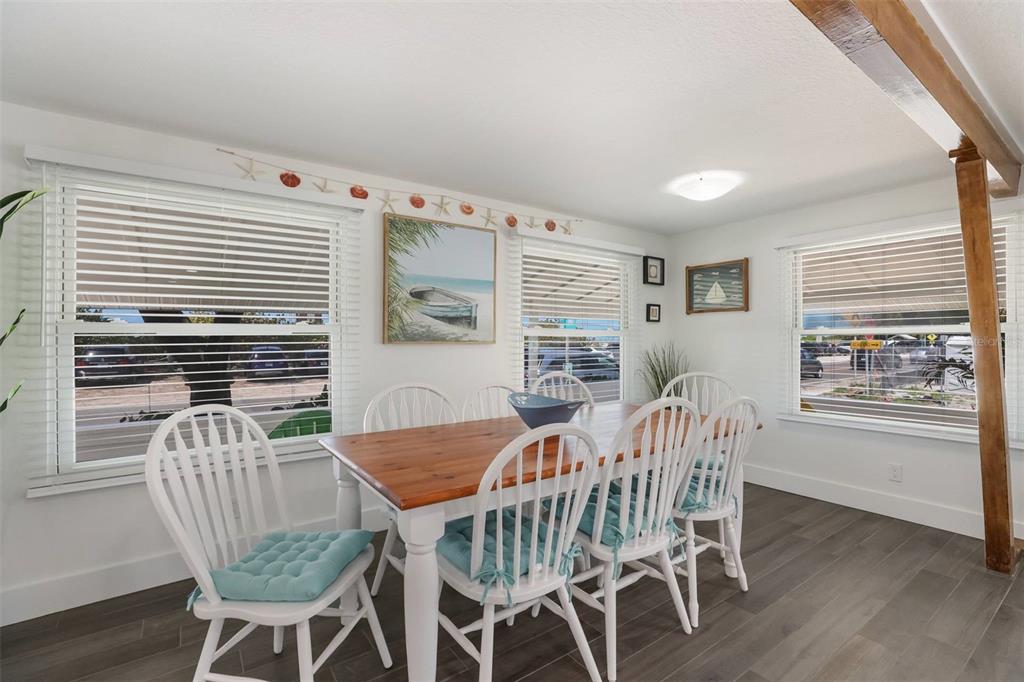 CORTEZ BEACH - Residential