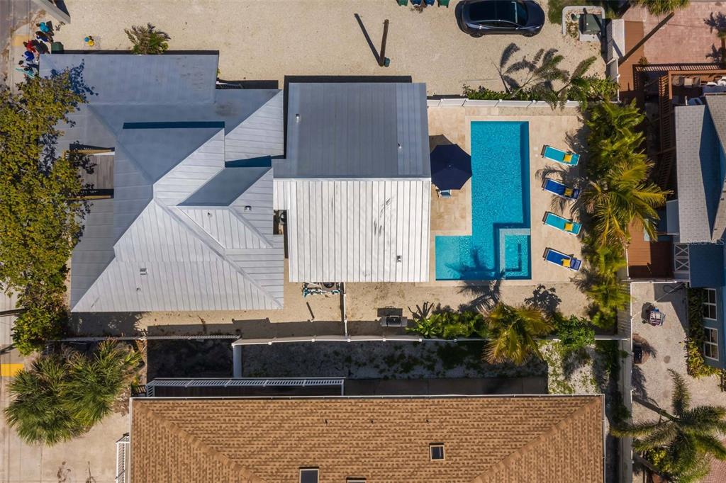 CORTEZ BEACH - Residential