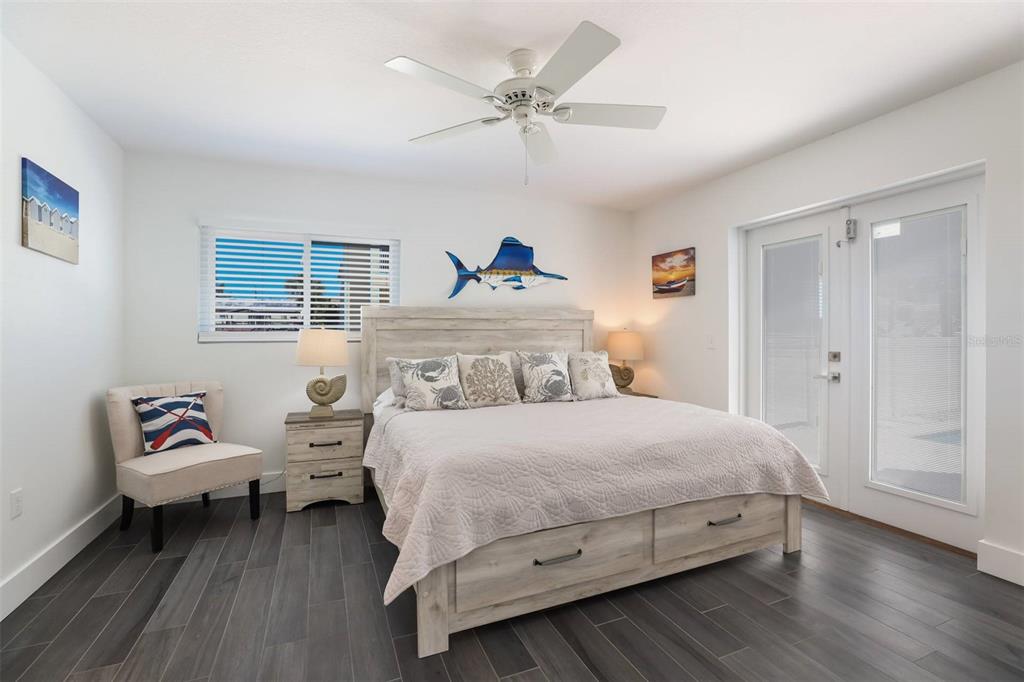 CORTEZ BEACH - Residential