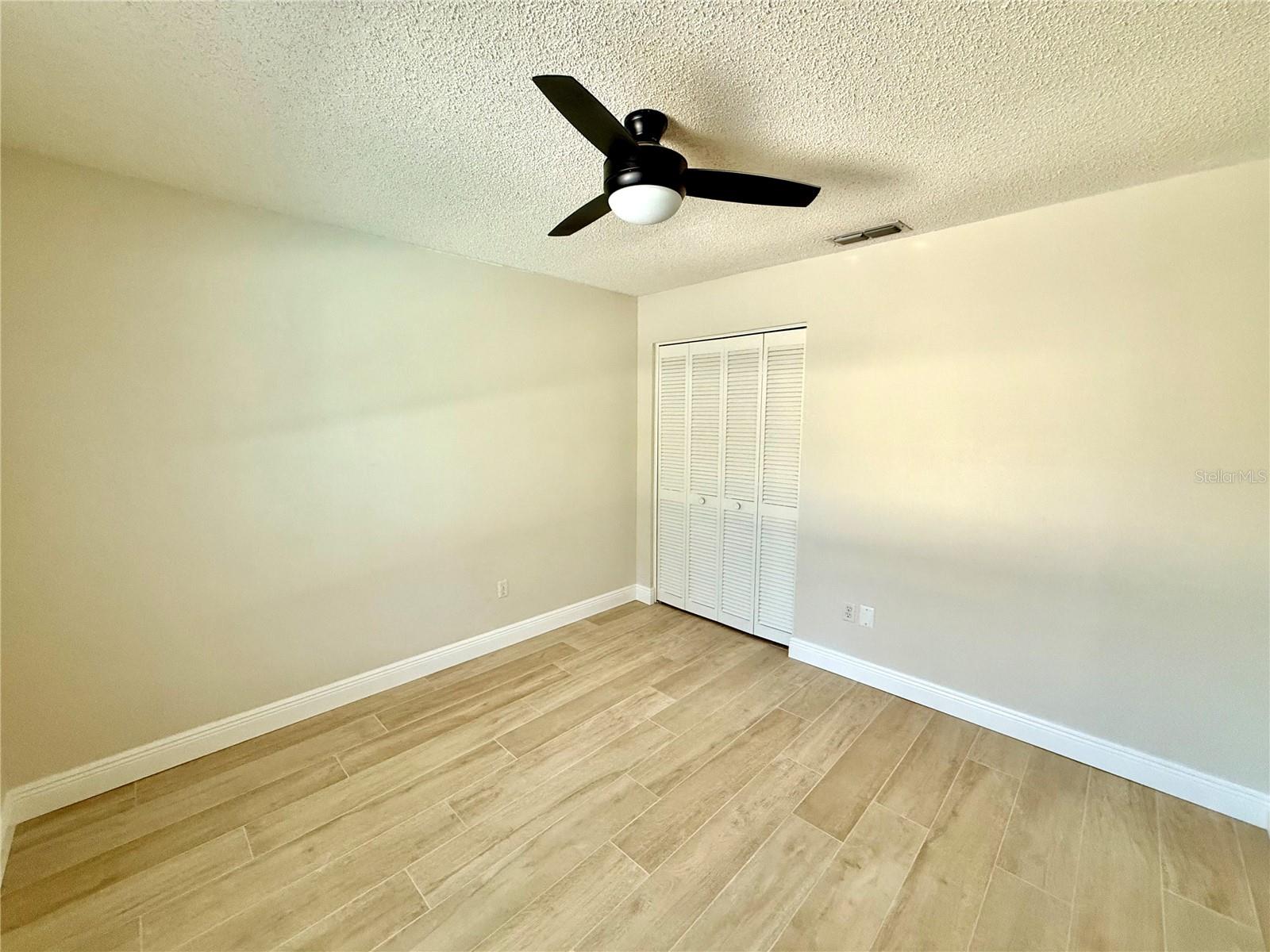 COUNTRYWAY PRCL B TR 16 - Residential Lease