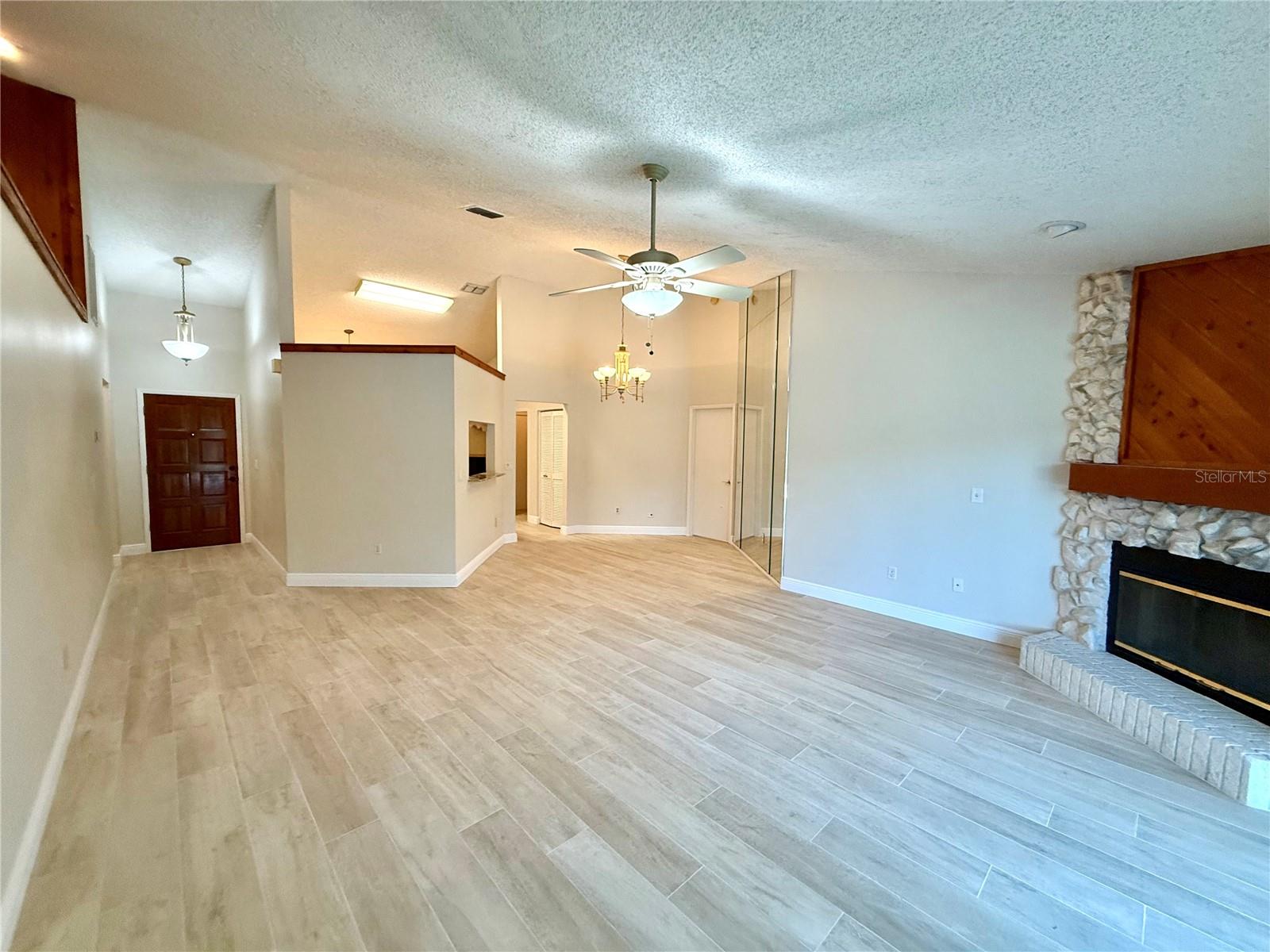 COUNTRYWAY PRCL B TR 16 - Residential Lease