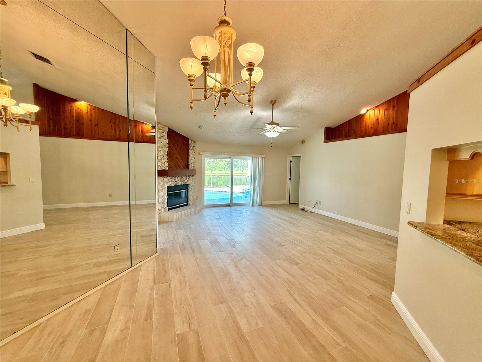 COUNTRYWAY PRCL B TR 16 - Residential Lease