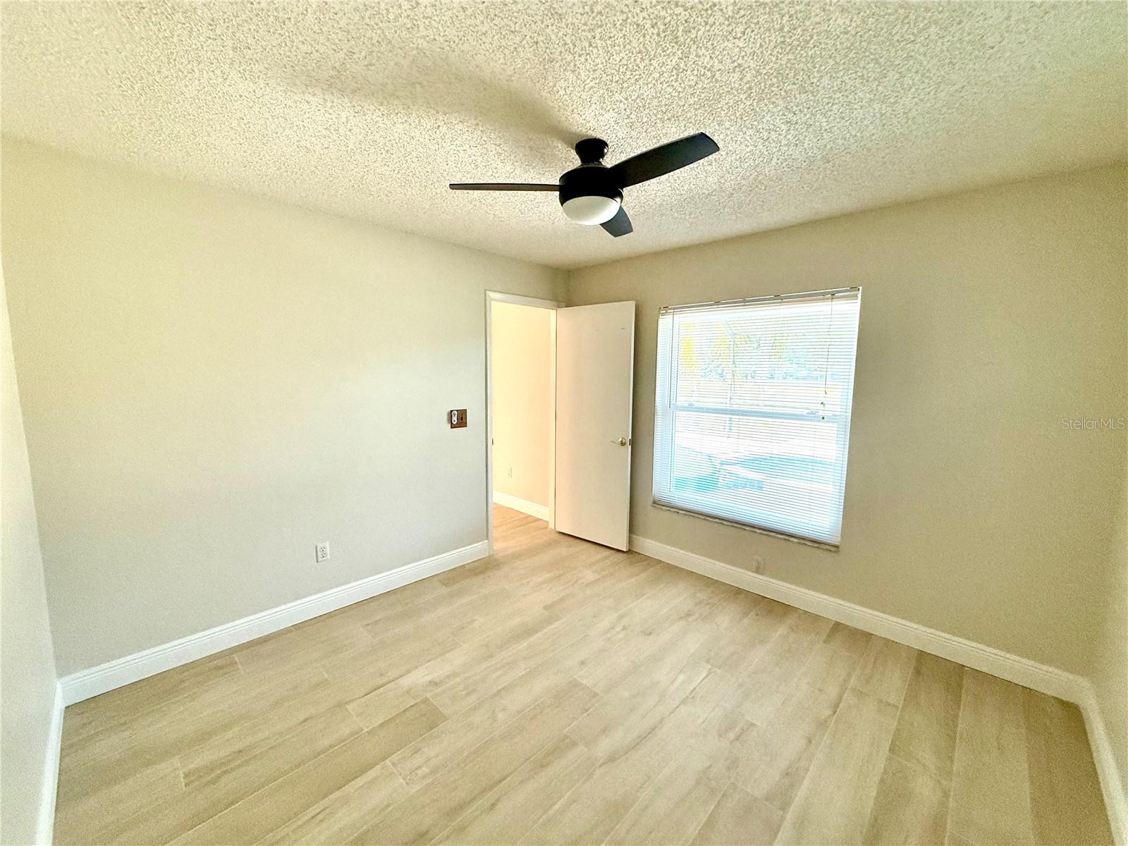 COUNTRYWAY PRCL B TR 16 - Residential Lease
