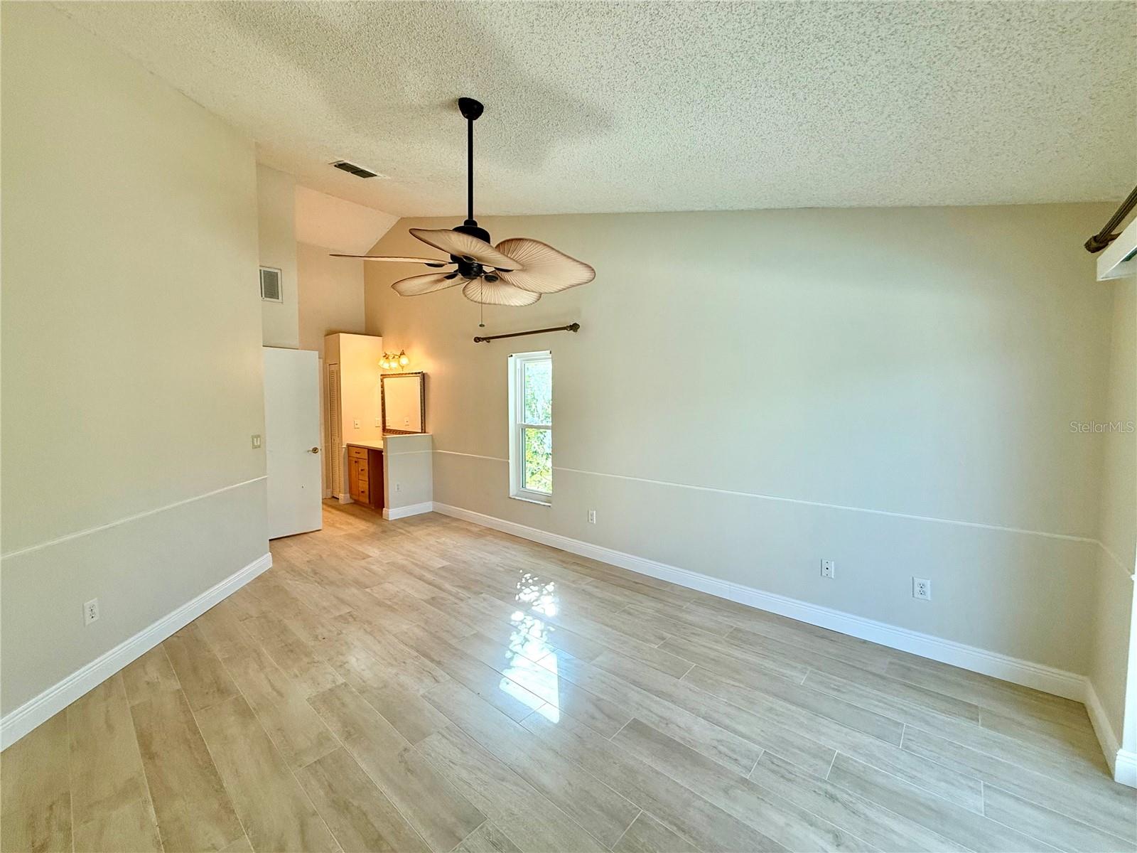 COUNTRYWAY PRCL B TR 16 - Residential Lease