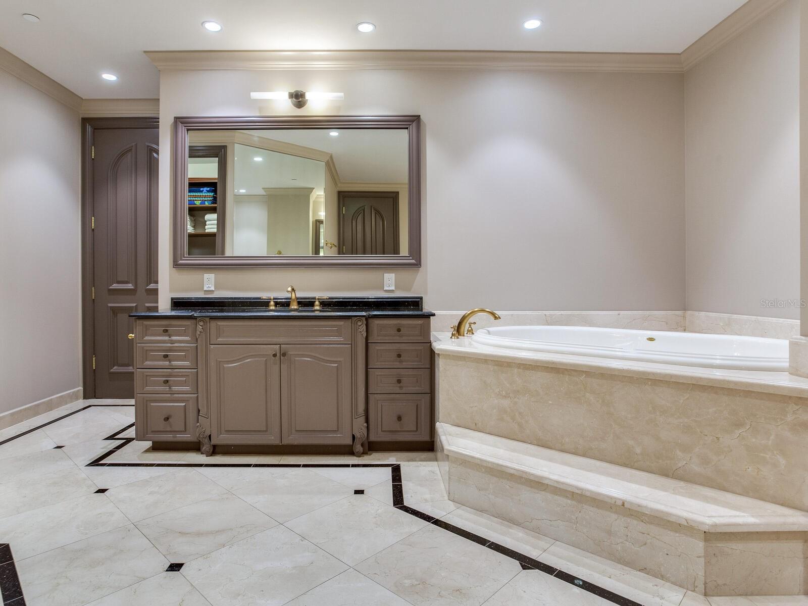 THE ALAGON ON BAYSHORE A CONDO - Residential Lease