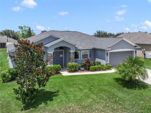 A home in WINTER HAVEN