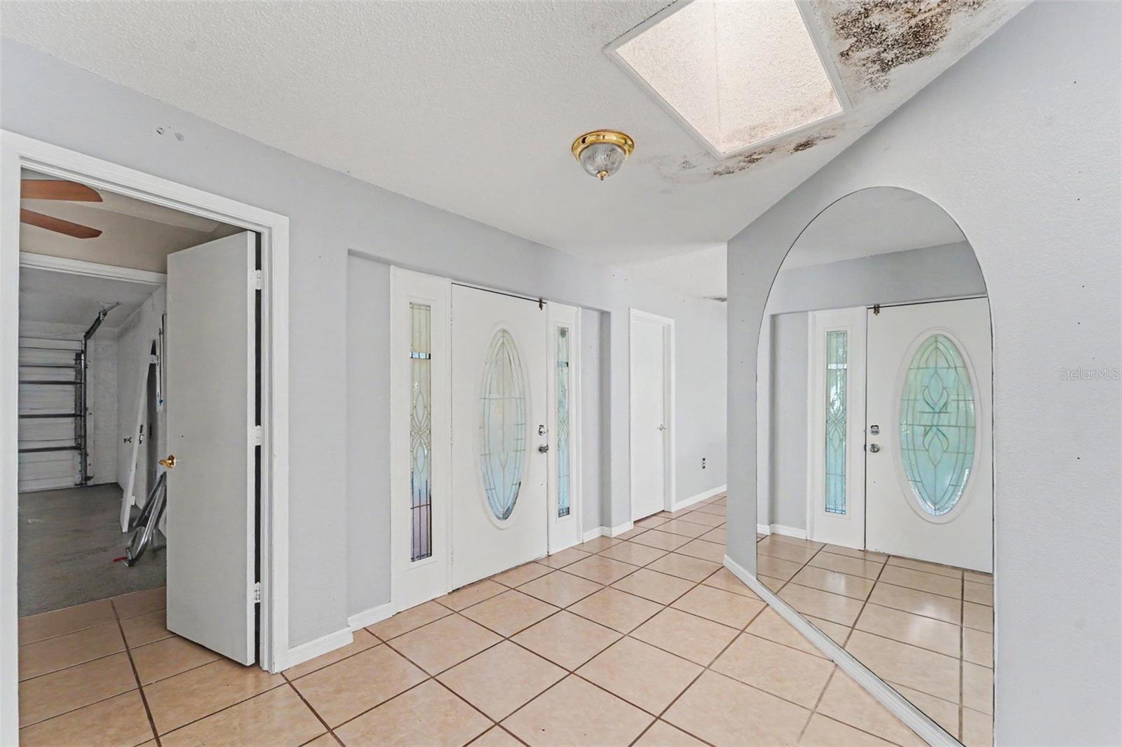 8422 SPRING HILL DRIVE