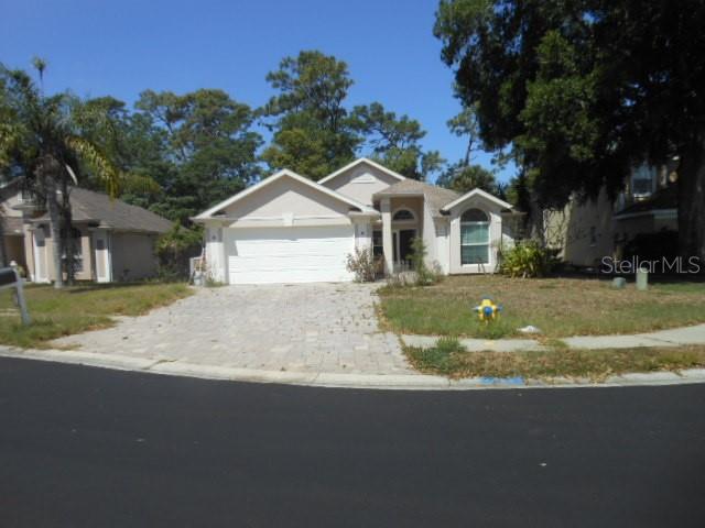 SUMMER LAKES - Residential