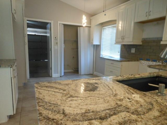 SUMMER LAKES - Residential