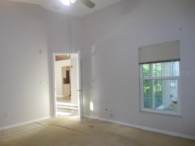SUMMER LAKES - Residential