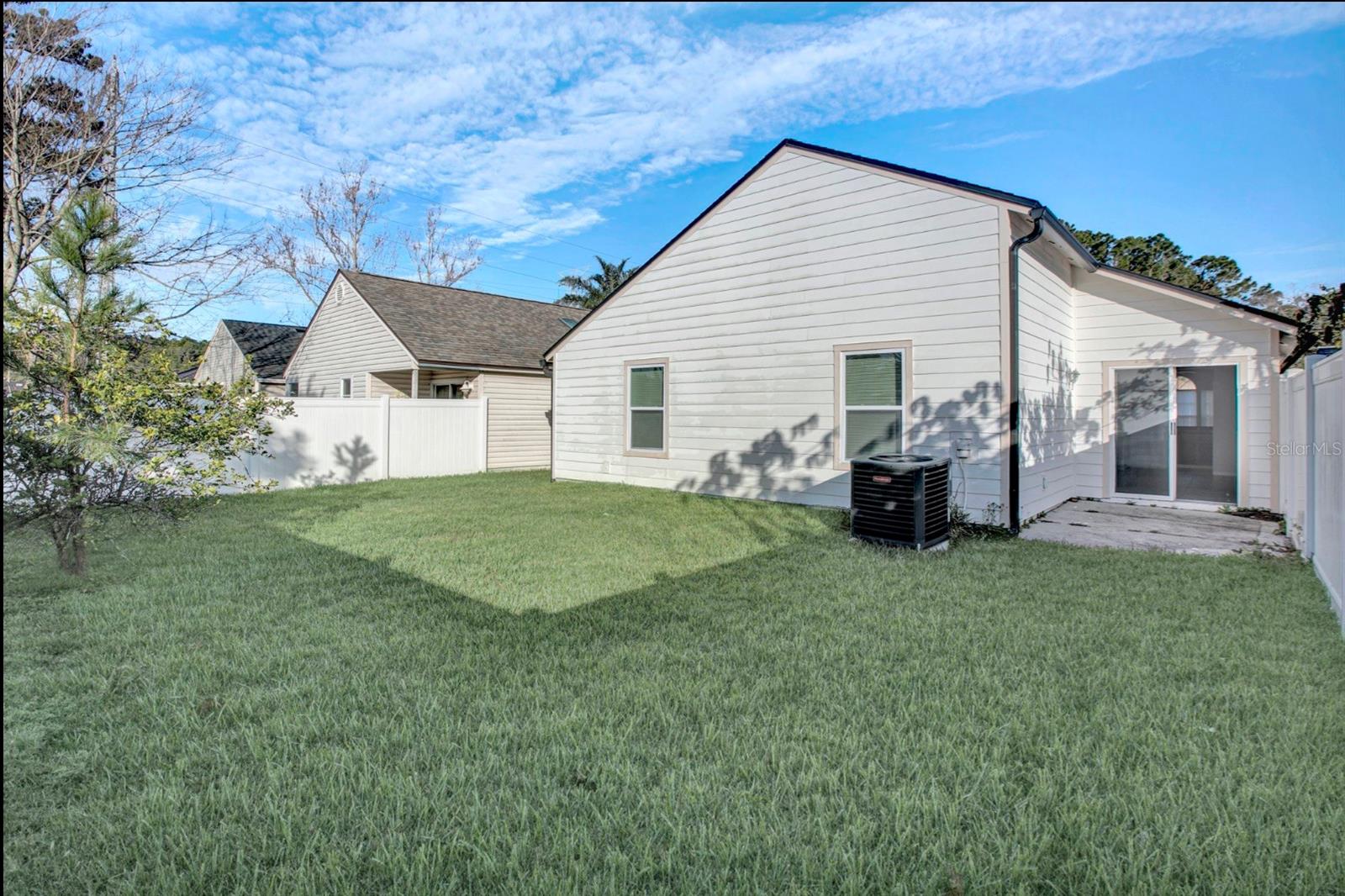 VILLAS AT CROSS CRK UNIT 1 - Residential