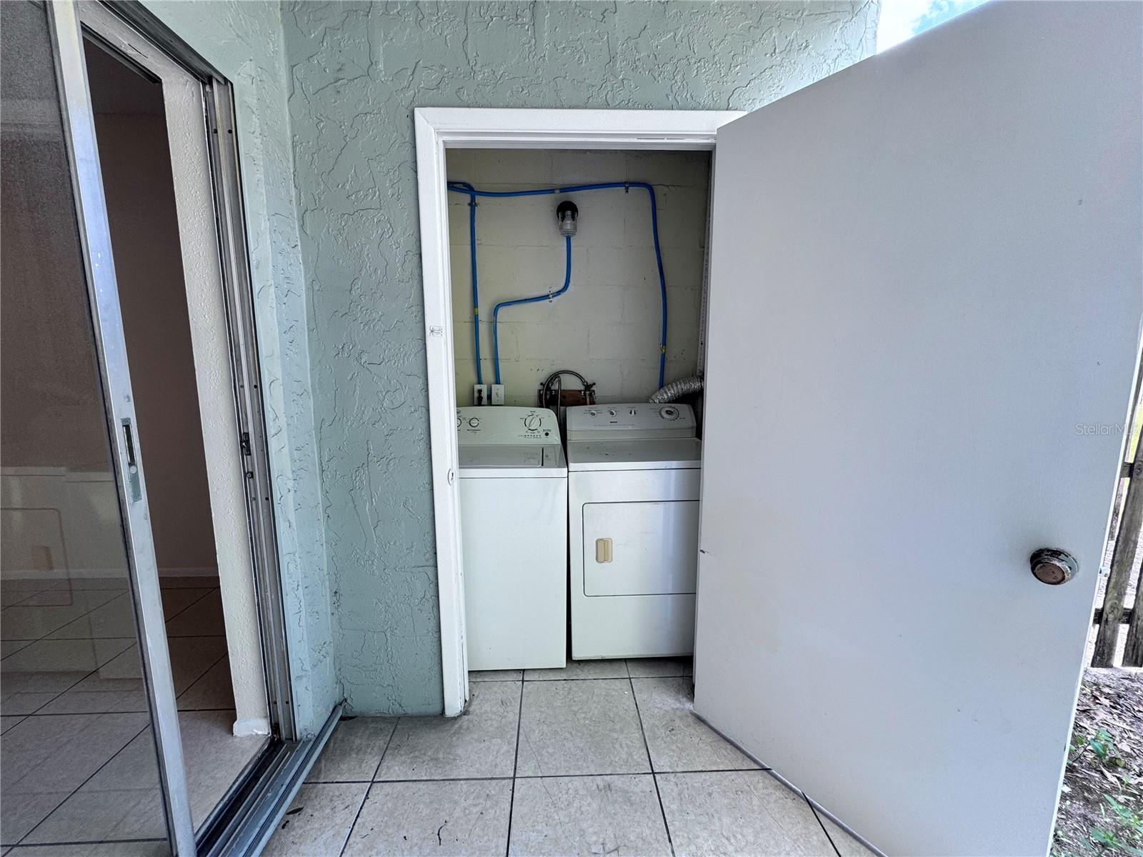 2856 SOMERSET PARK DRIVE 102