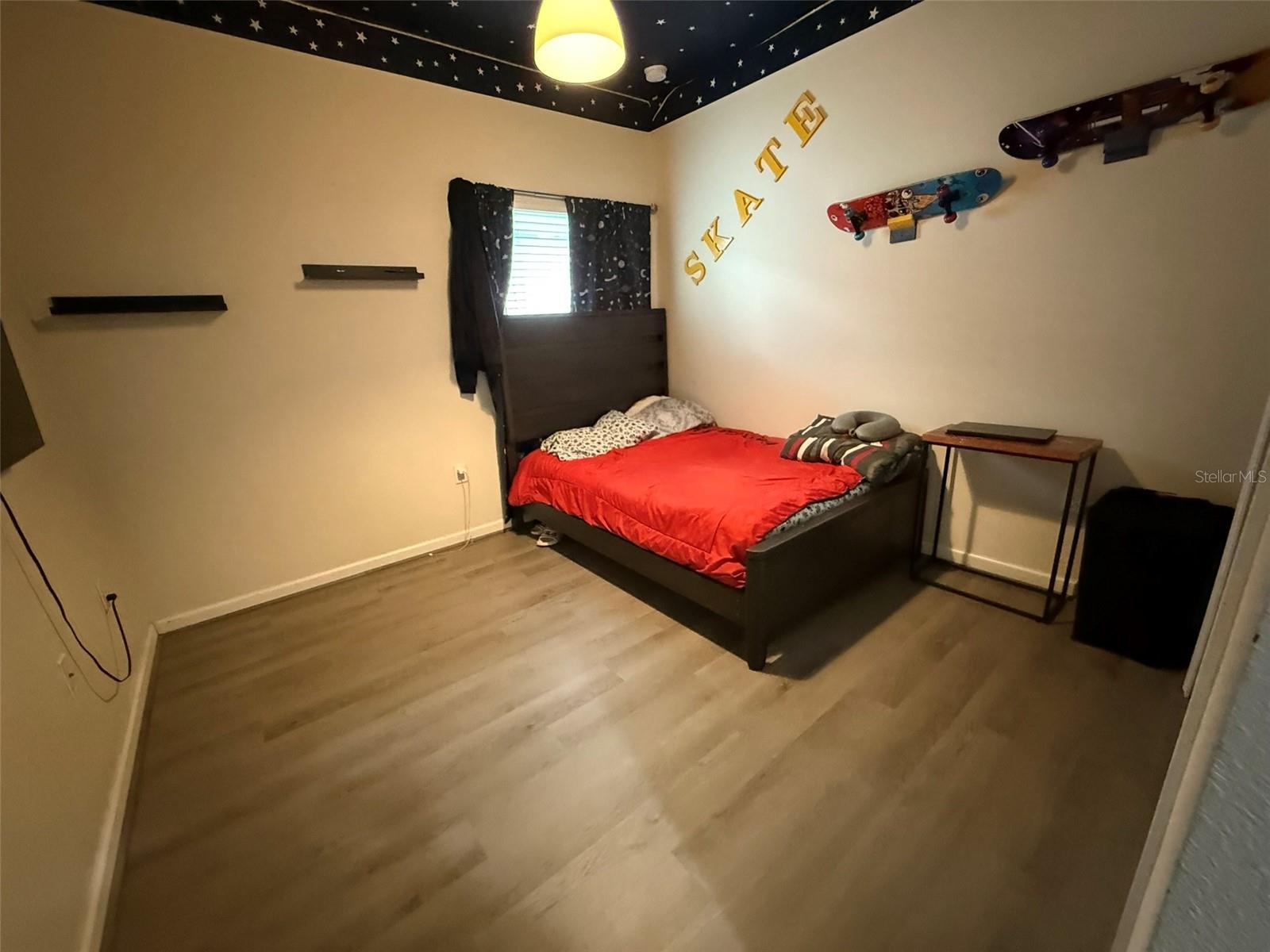 RIDGE/HLND MDWS - Residential Lease