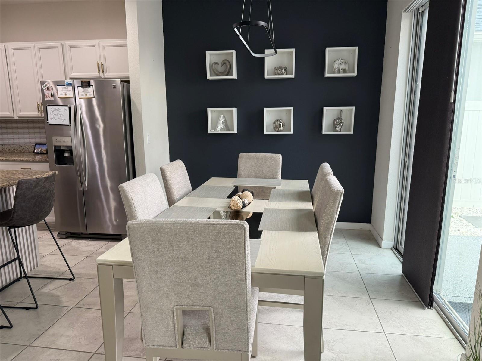 RIDGE/HLND MDWS - Residential Lease