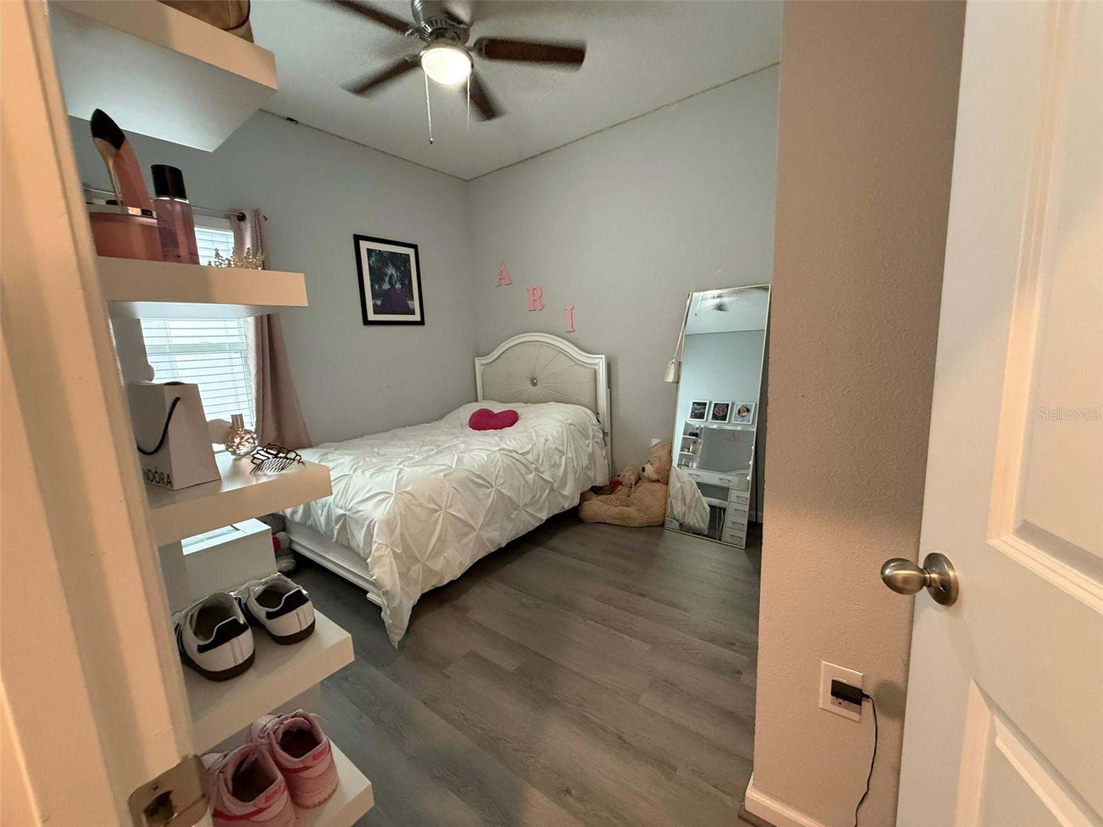 RIDGE/HLND MDWS - Residential Lease