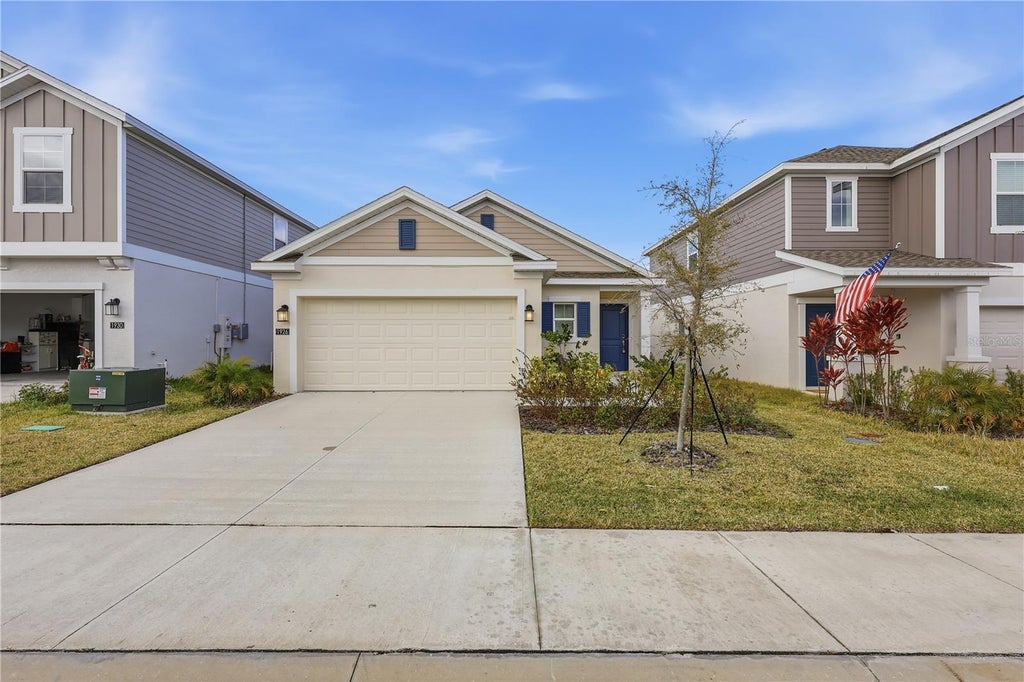 Photo of 1926 Niagra Drive, Davenport, FL 33837 (MLS # O6448012)