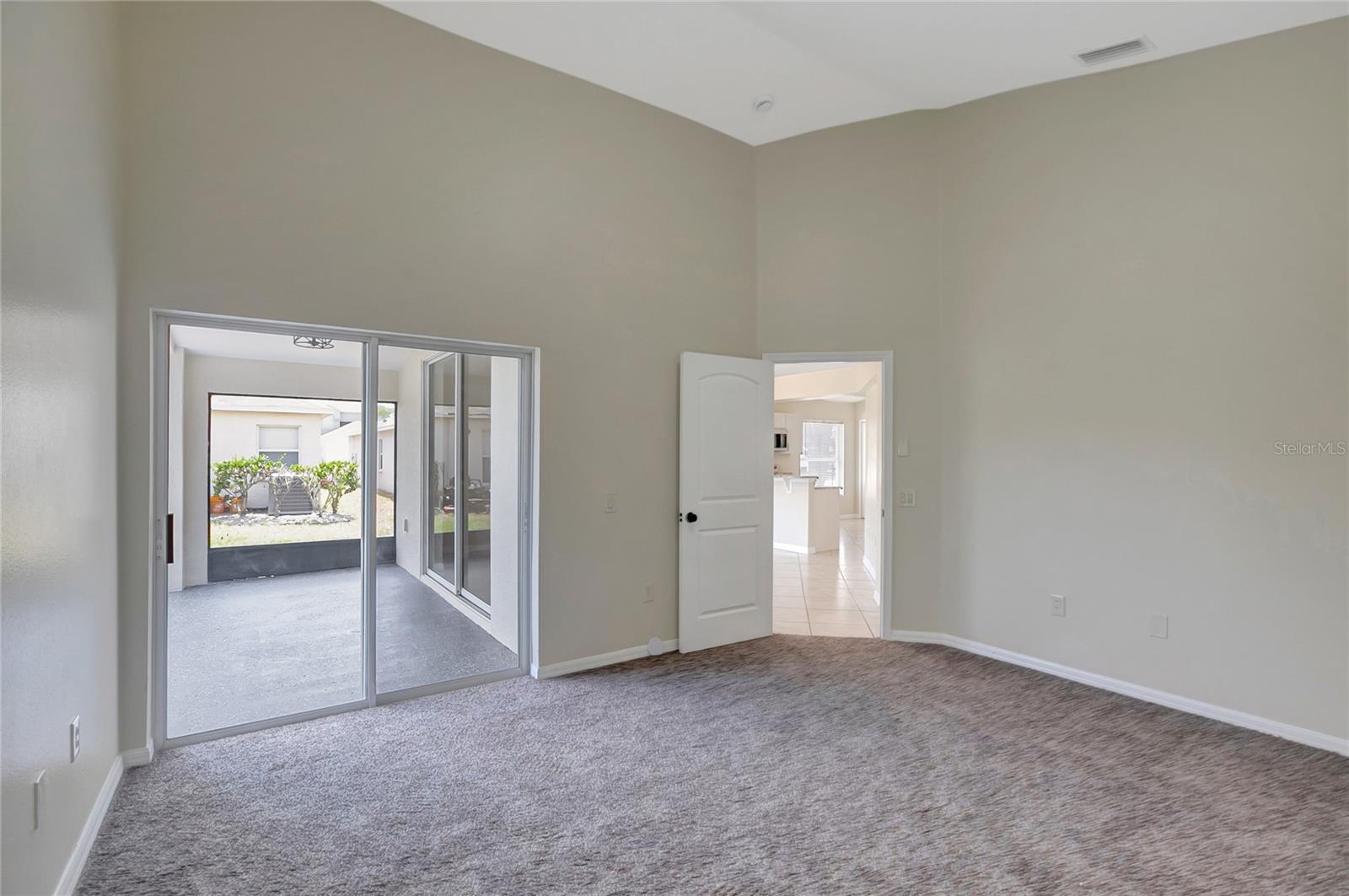 WELLINGTON NORTH AT BAY PARK - Residential