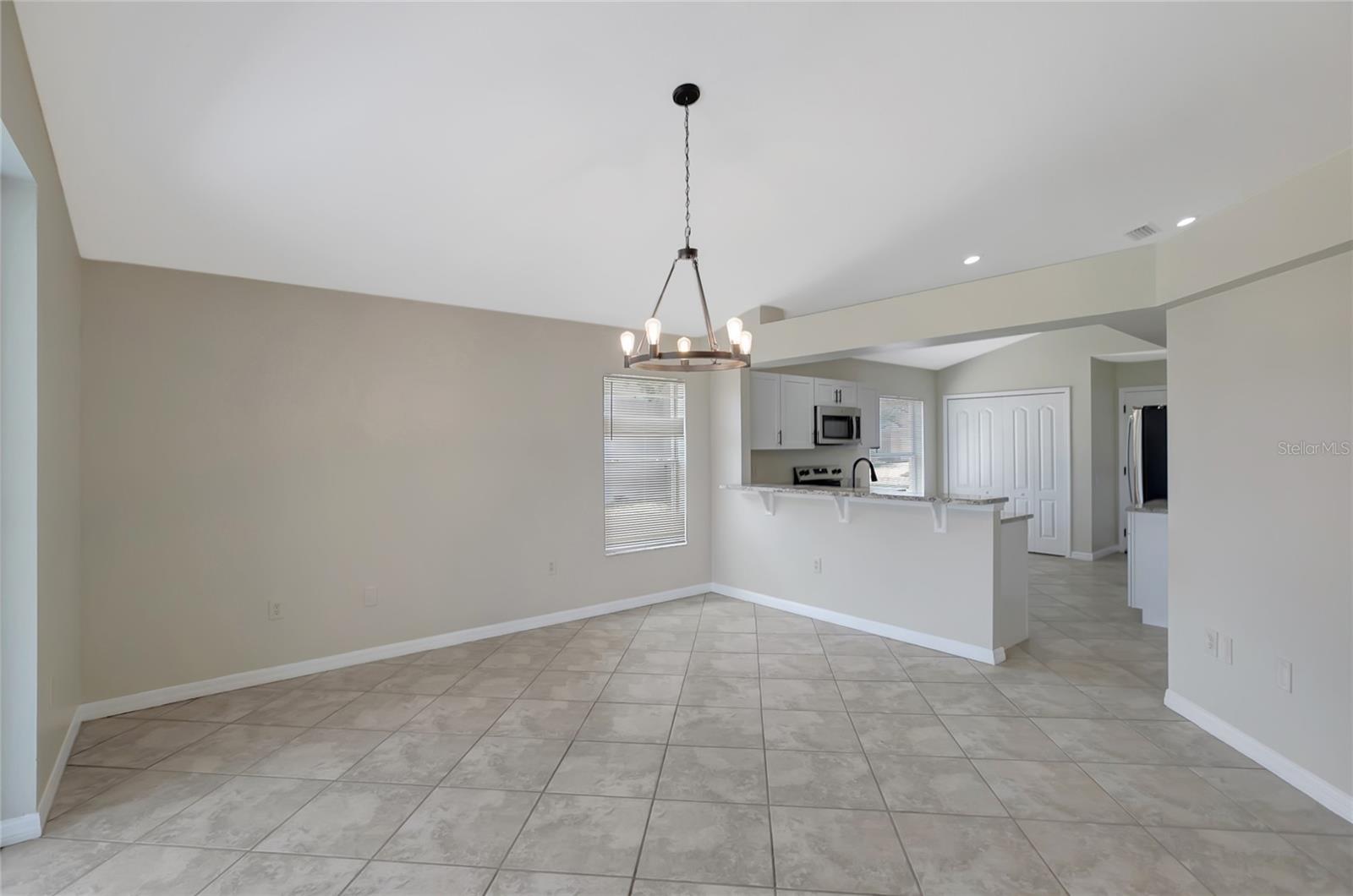 WELLINGTON NORTH AT BAY PARK - Residential