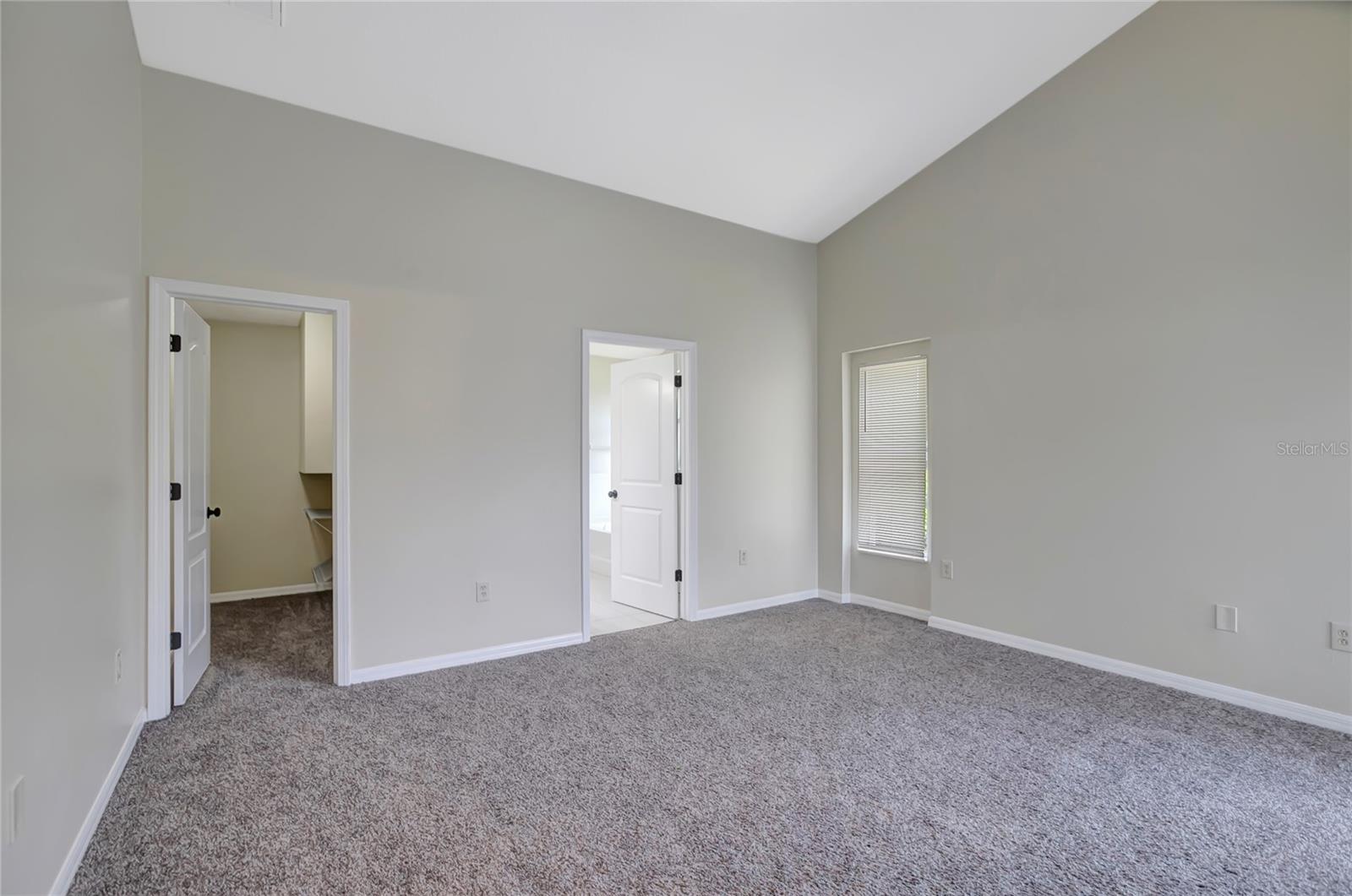 WELLINGTON NORTH AT BAY PARK - Residential
