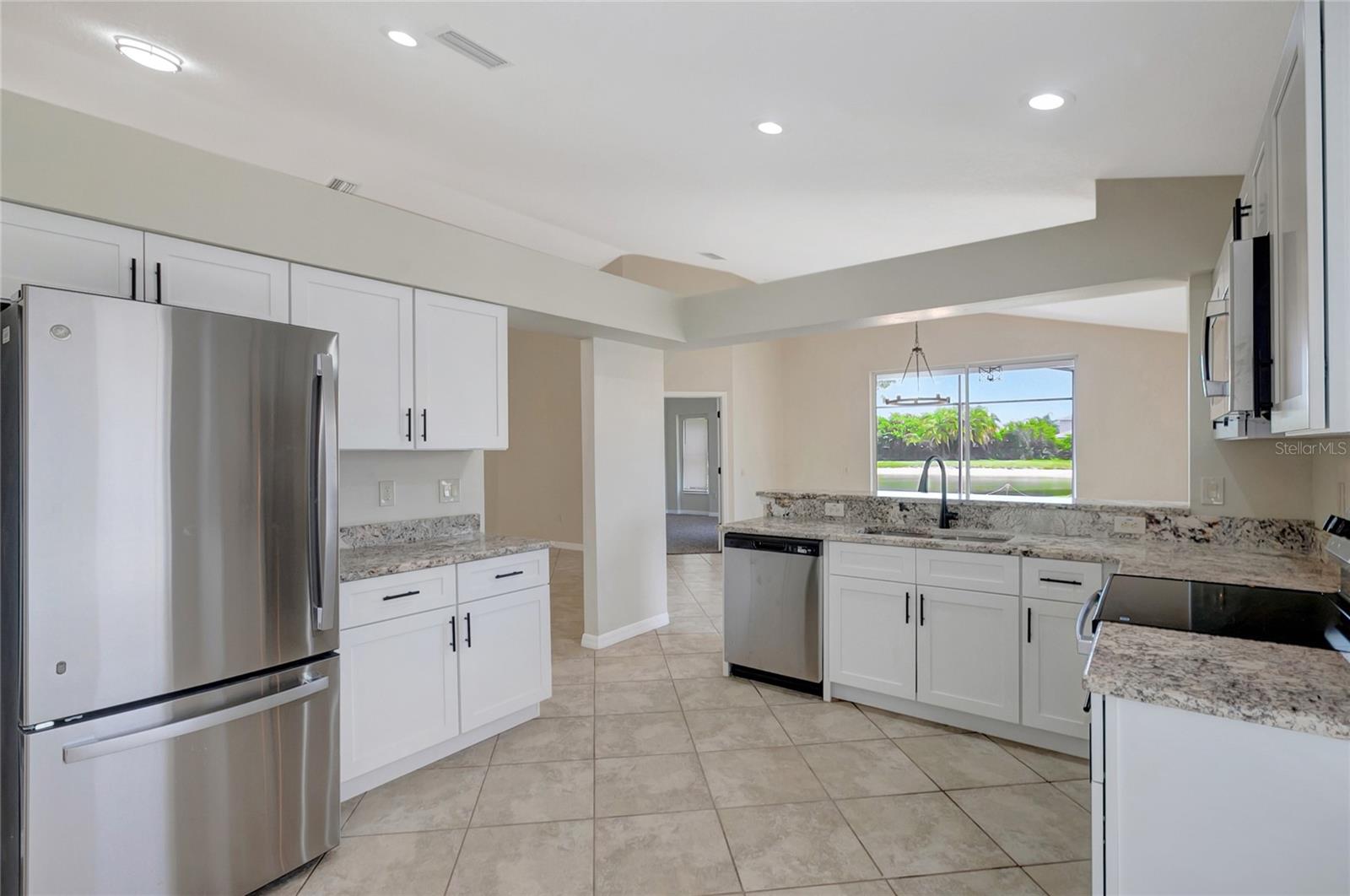 WELLINGTON NORTH AT BAY PARK - Residential